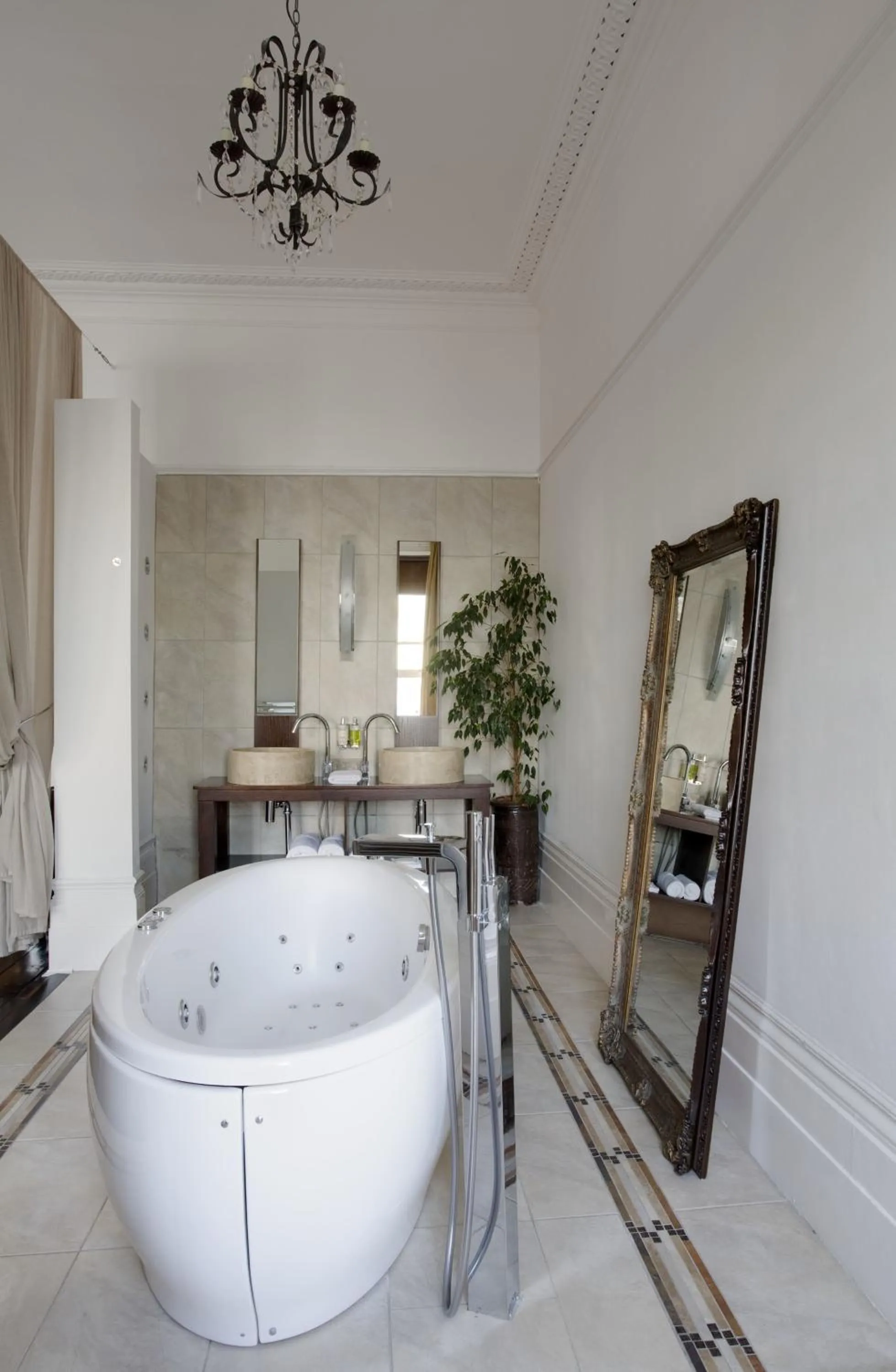 Bathroom in Zanzibar House 8-Bedroom Holiday House with Hot Tub & Yoga Studio