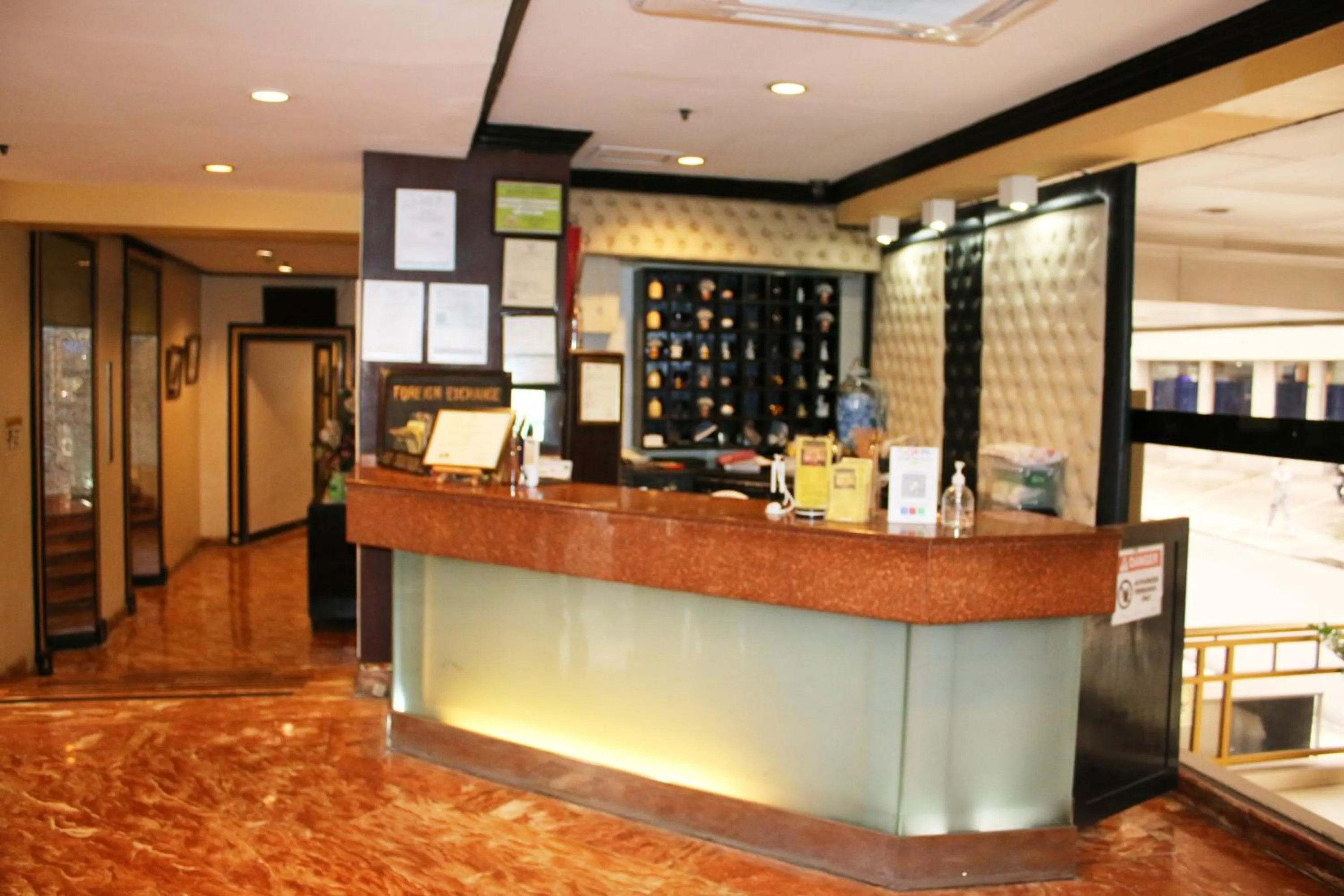 Lourdes Family Suites Makati powered by Cocotel