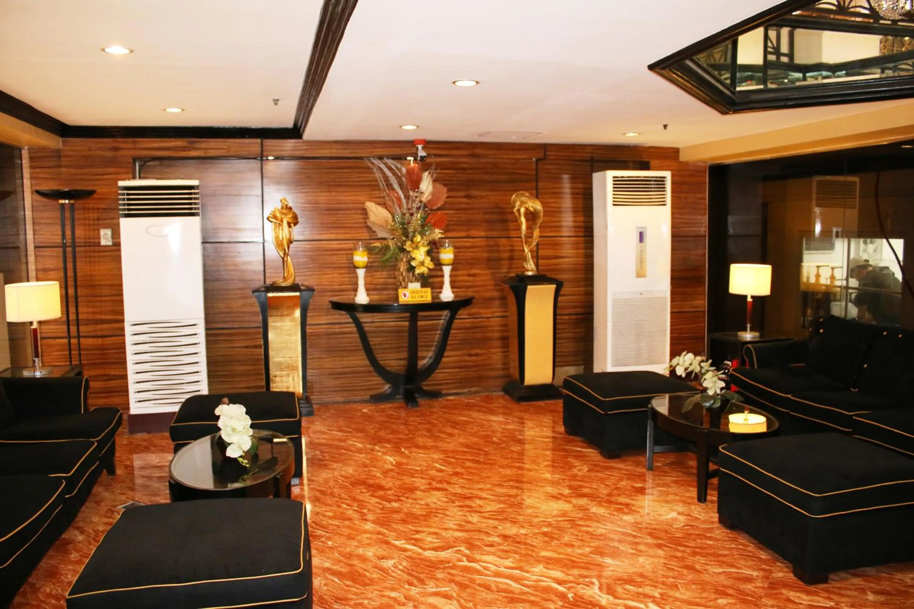 Lourdes Family Suites Makati powered by Cocotel