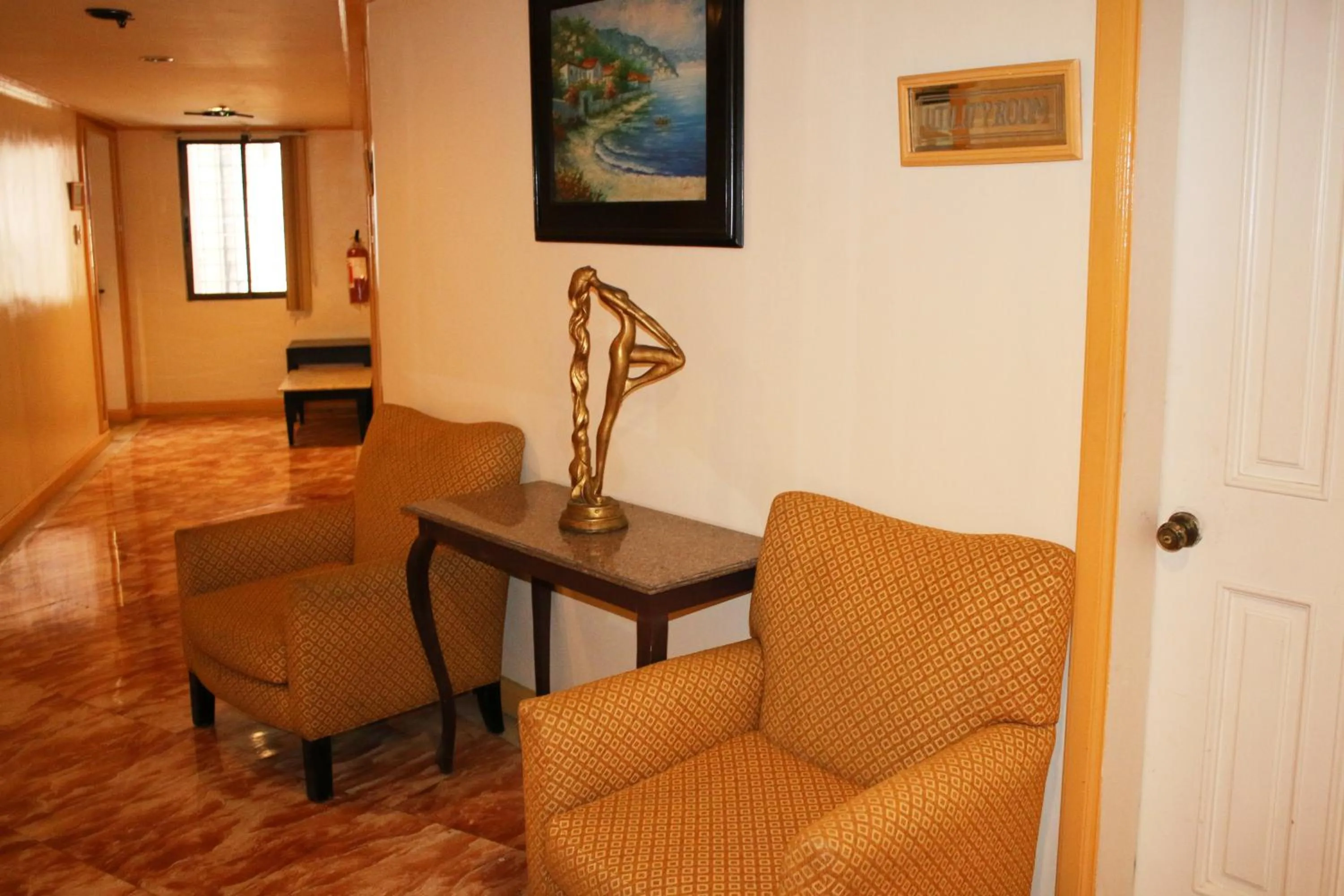 Lourdes Family Suites Makati powered by Cocotel