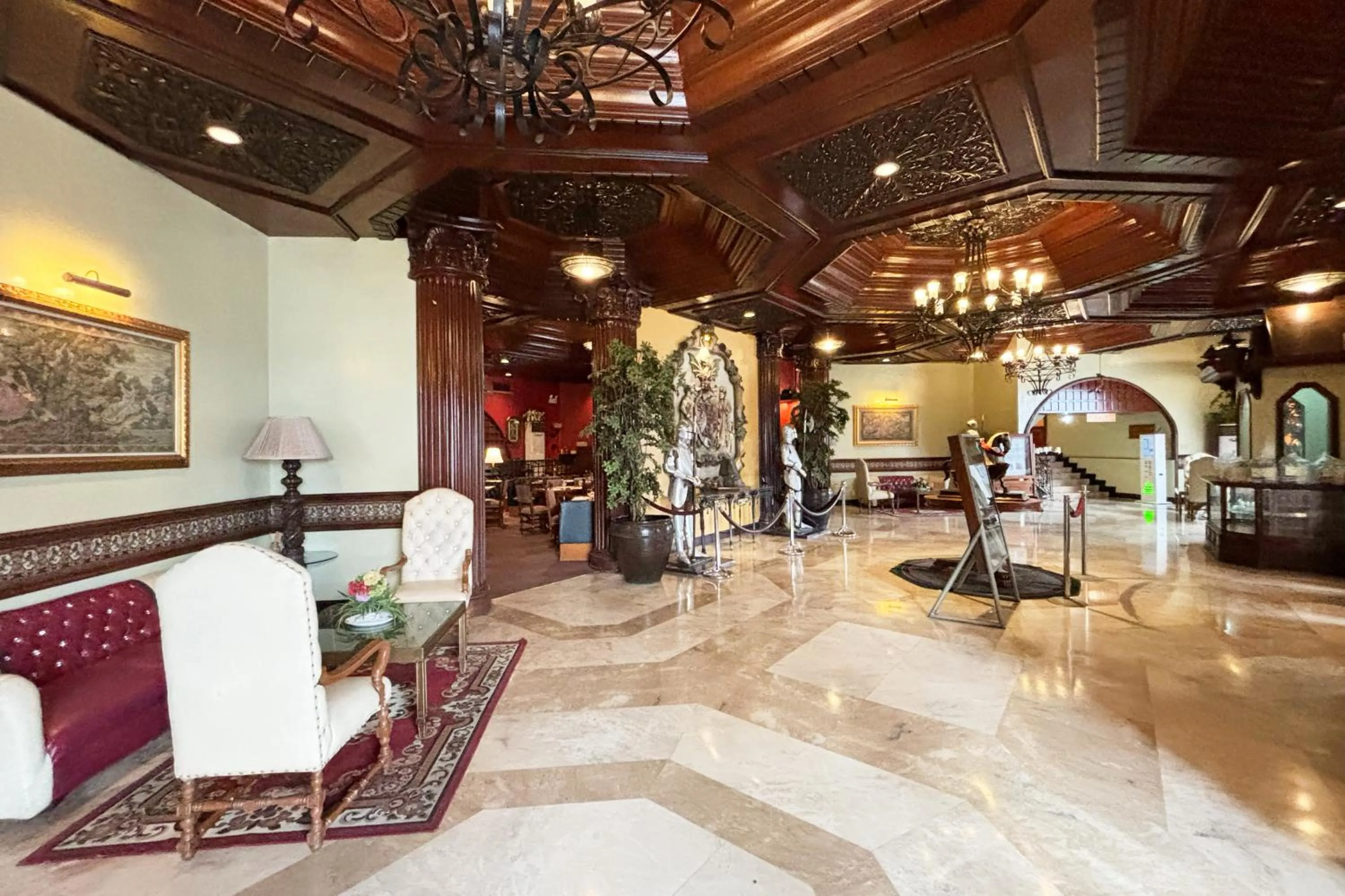 Camelot Hotel Quezon City powered by Cocotel