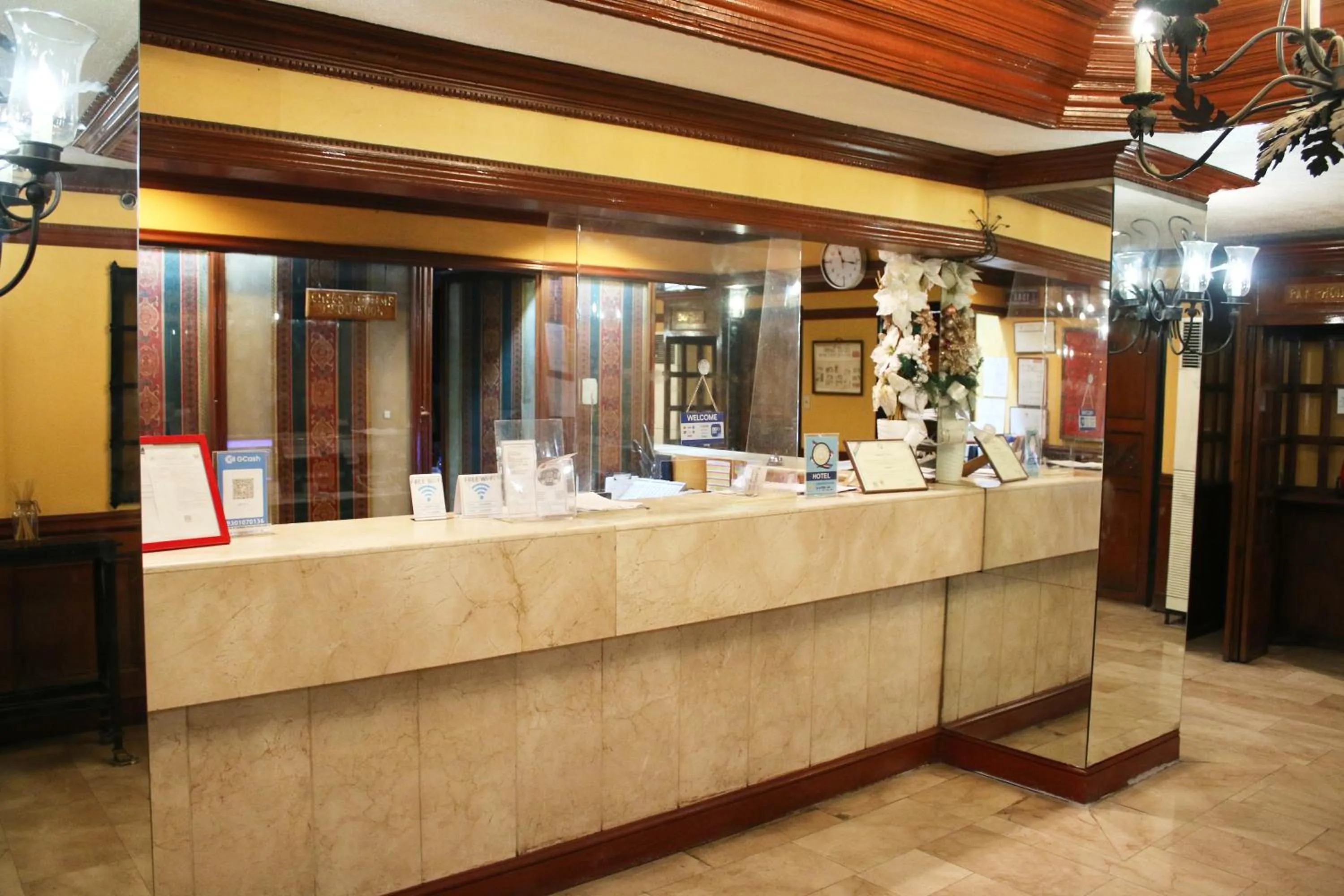 Camelot Hotel Quezon City powered by Cocotel