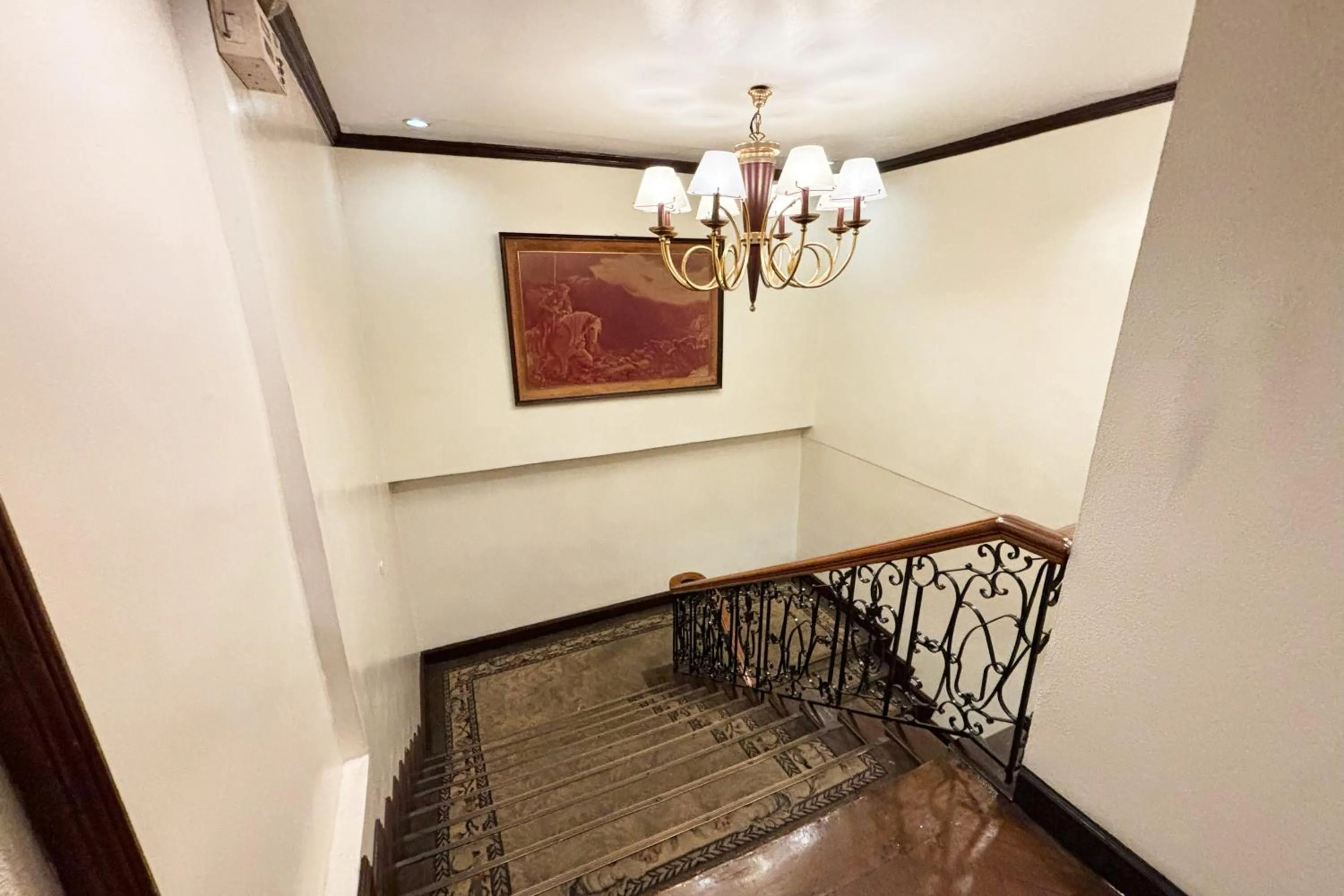 Camelot Hotel Quezon City powered by Cocotel