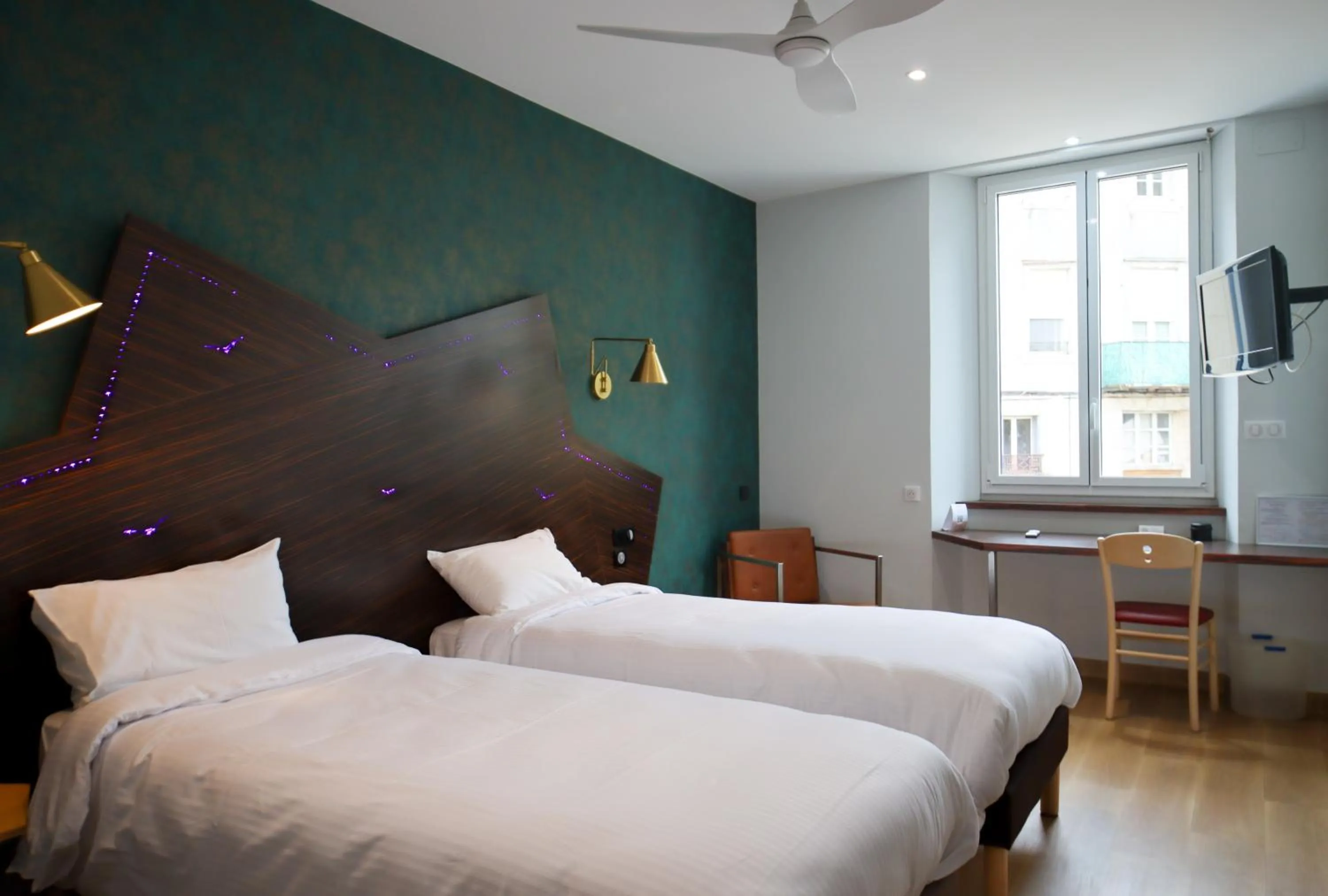 Photo of the whole room, Bed in Hôtel Le Lons