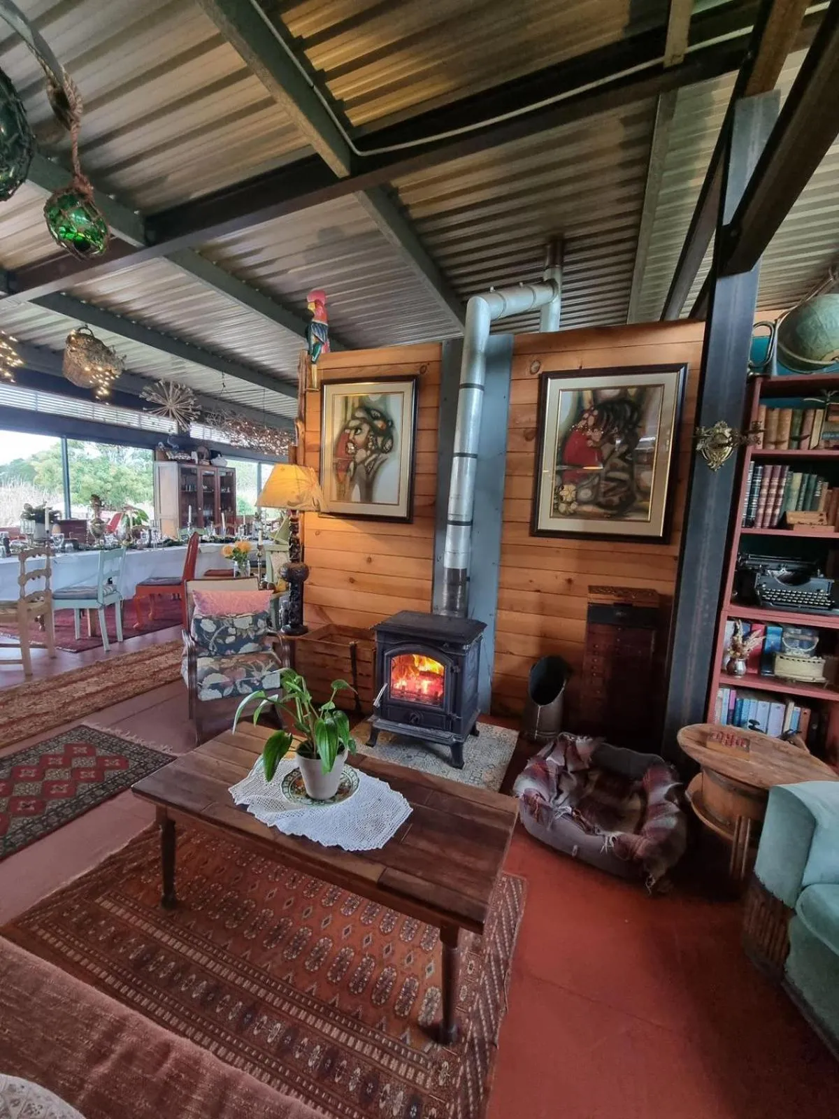 Restaurant/places to eat in ECO Lodge Villa Villekula