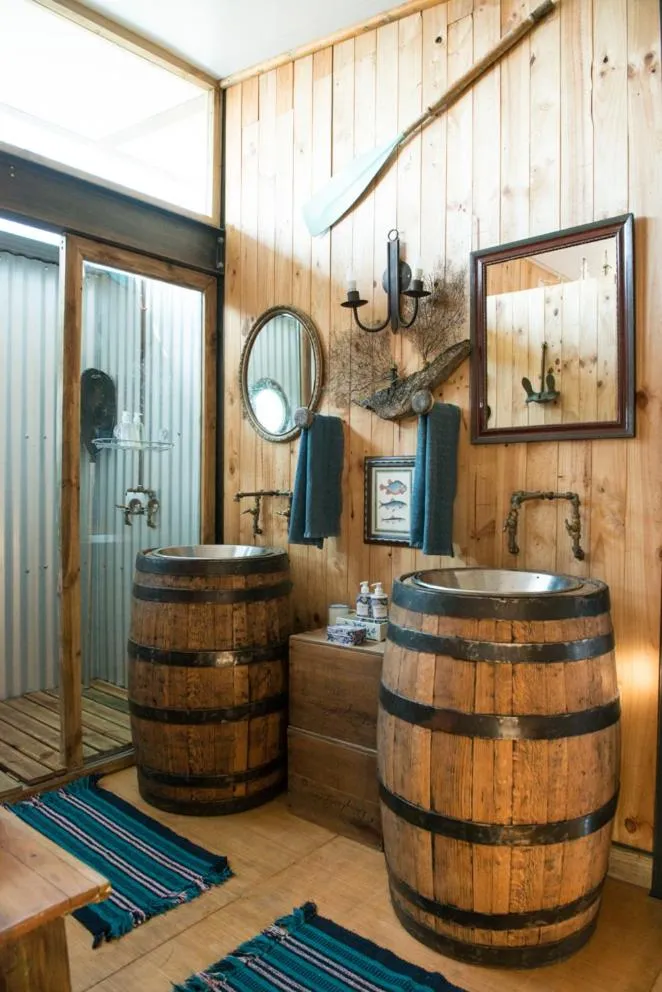 Bathroom in ECO Lodge Villa Villekula