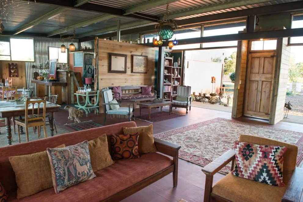 Communal lounge/ TV room in ECO Lodge Villa Villekula