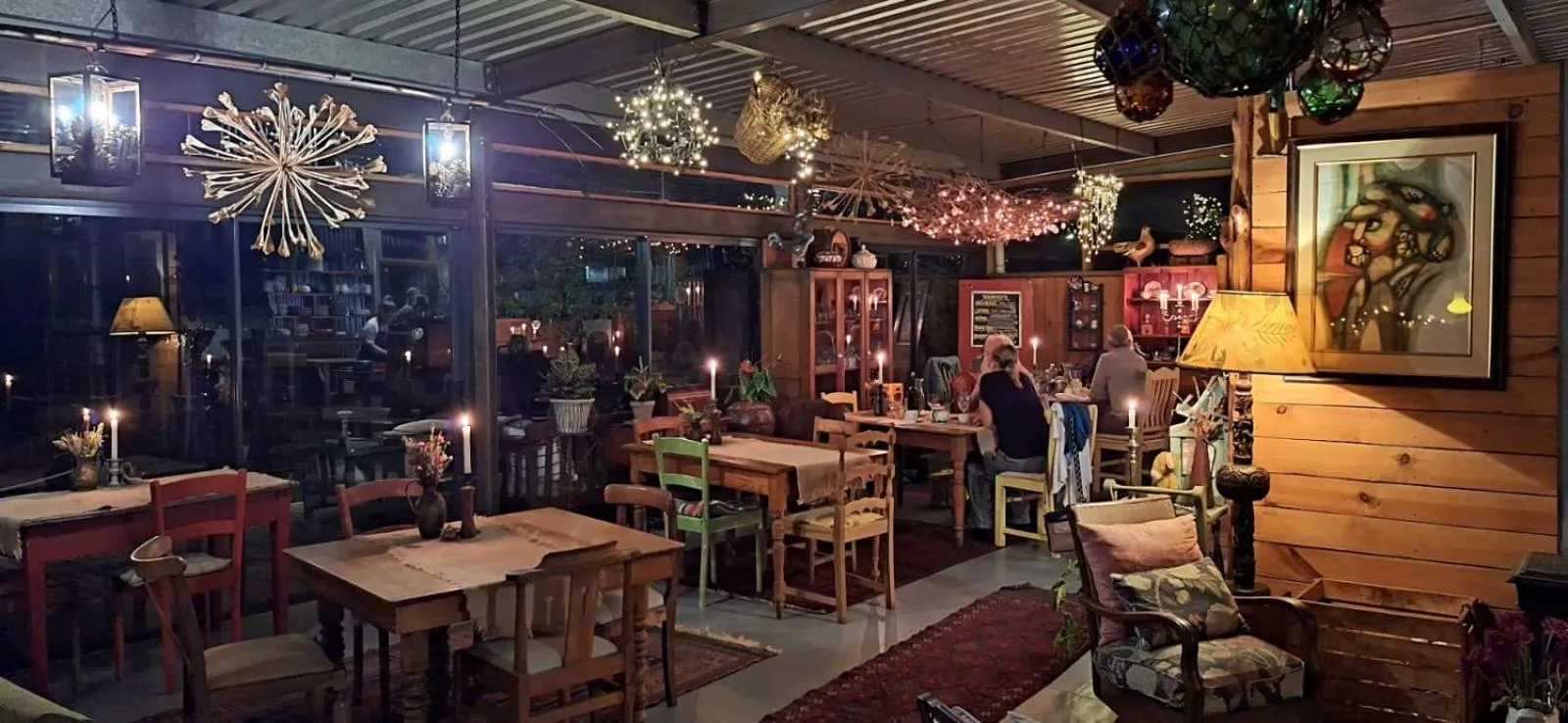 Restaurant/places to eat in ECO Lodge Villa Villekula