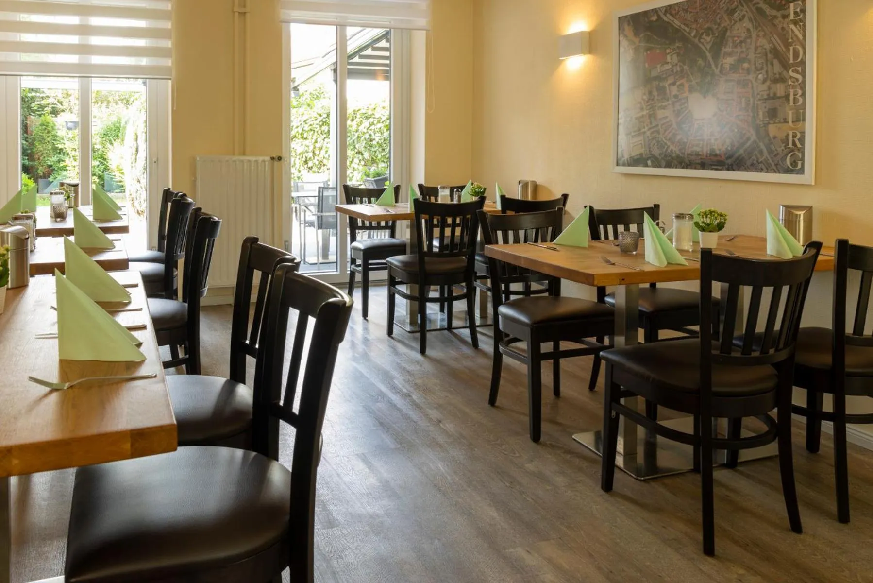 Restaurant/places to eat in Hotel Rendsburg