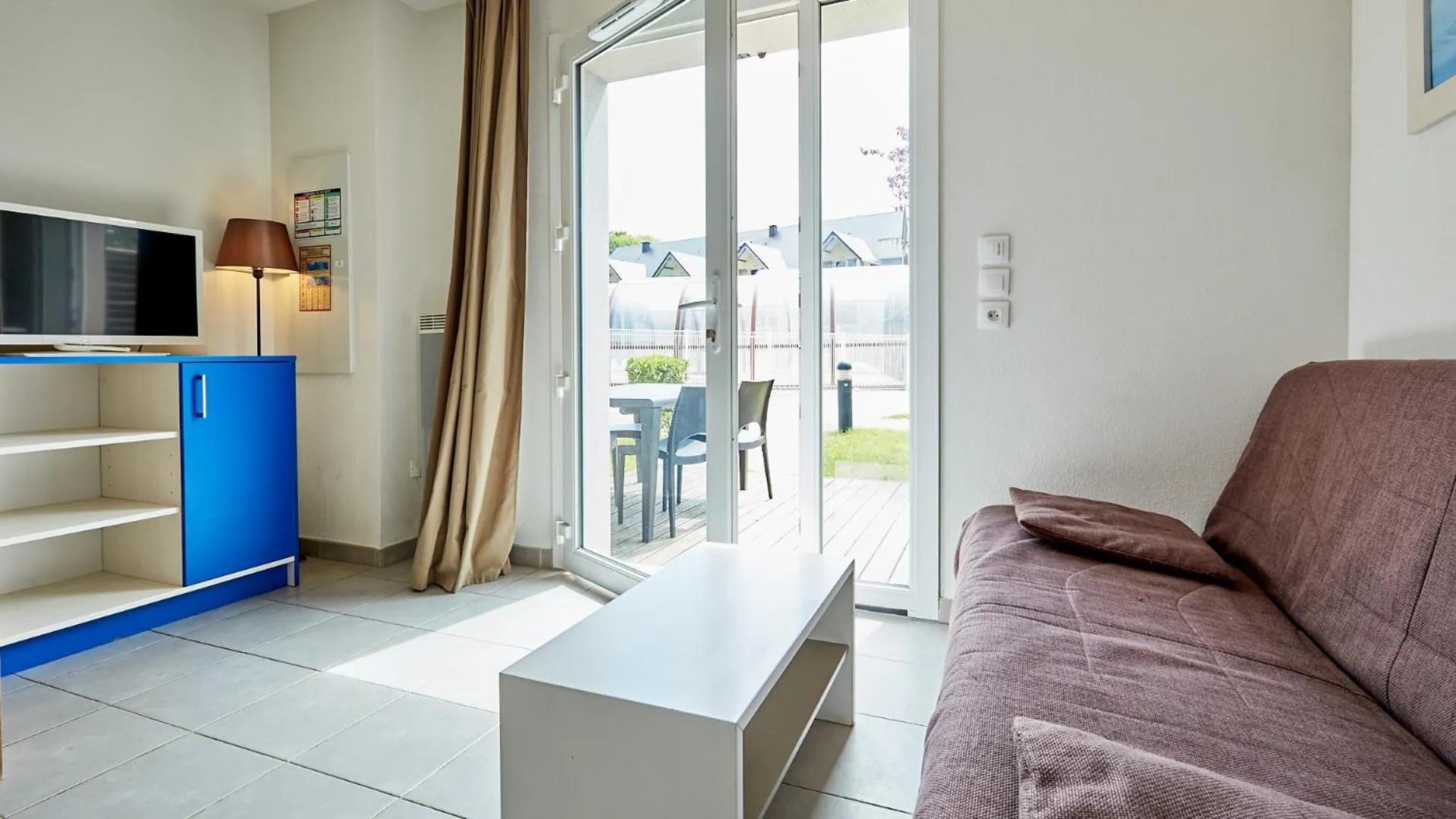 Living room in Résidence Vacancéole - Le Domaine de la Corniche