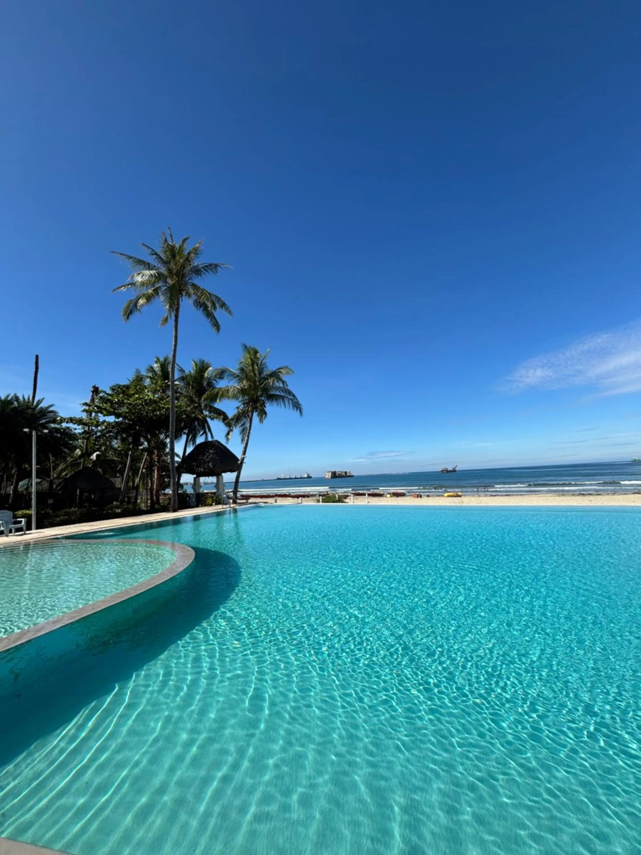 Playa Tropical Resort Hotel