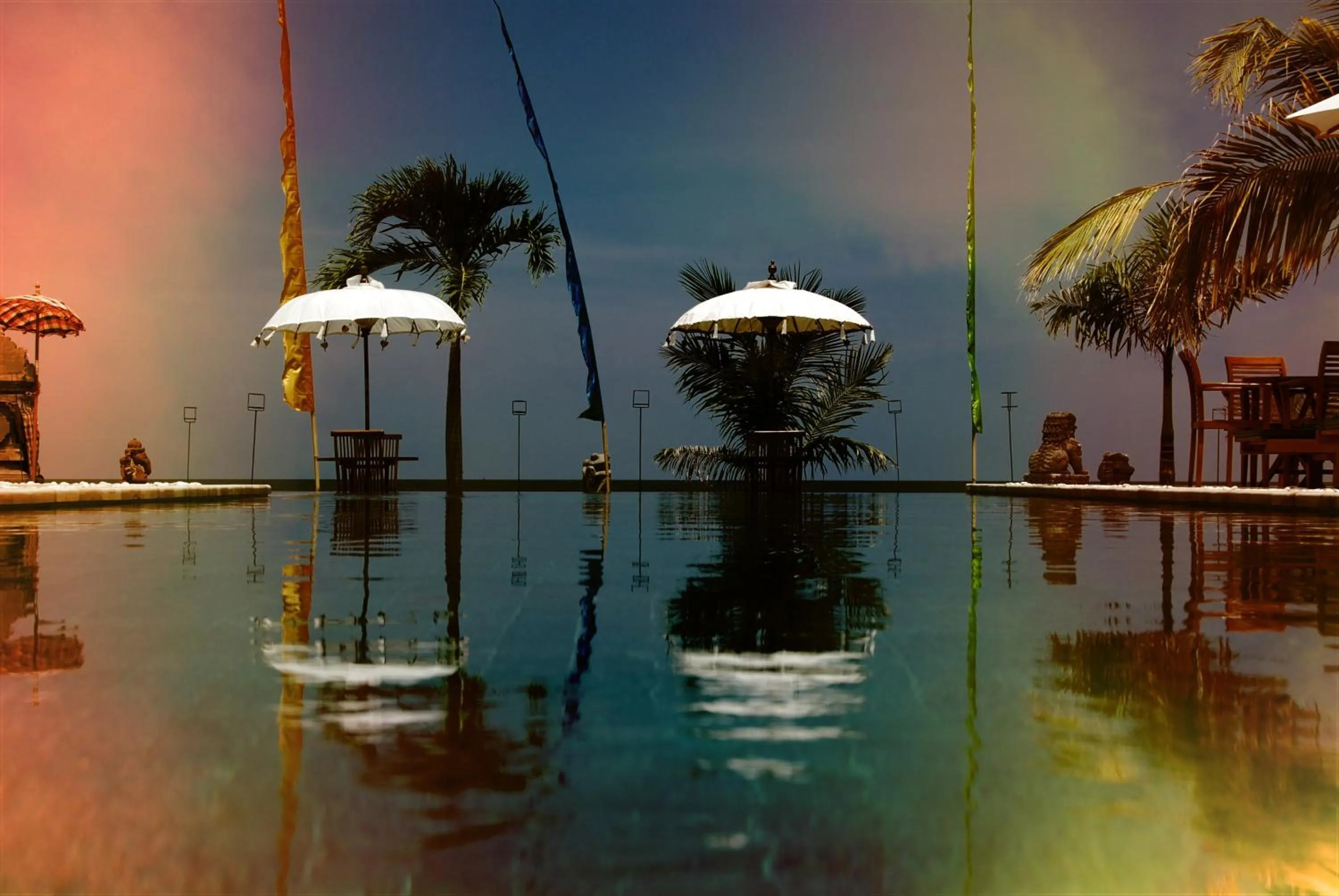 Swimming pool in Kelapa Lovina Beach Villa