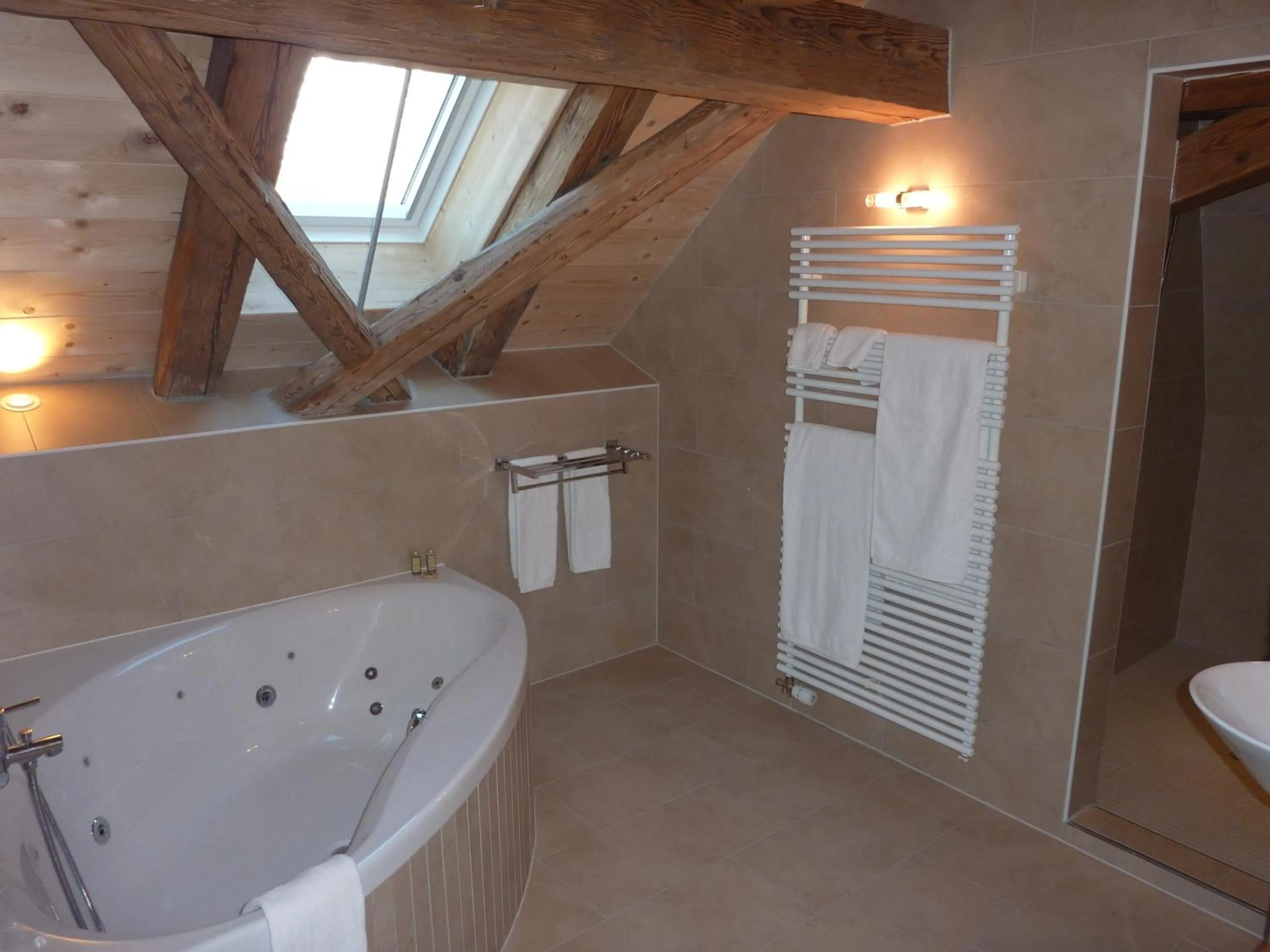 Bathroom in Petit Hôtel de Chaumont