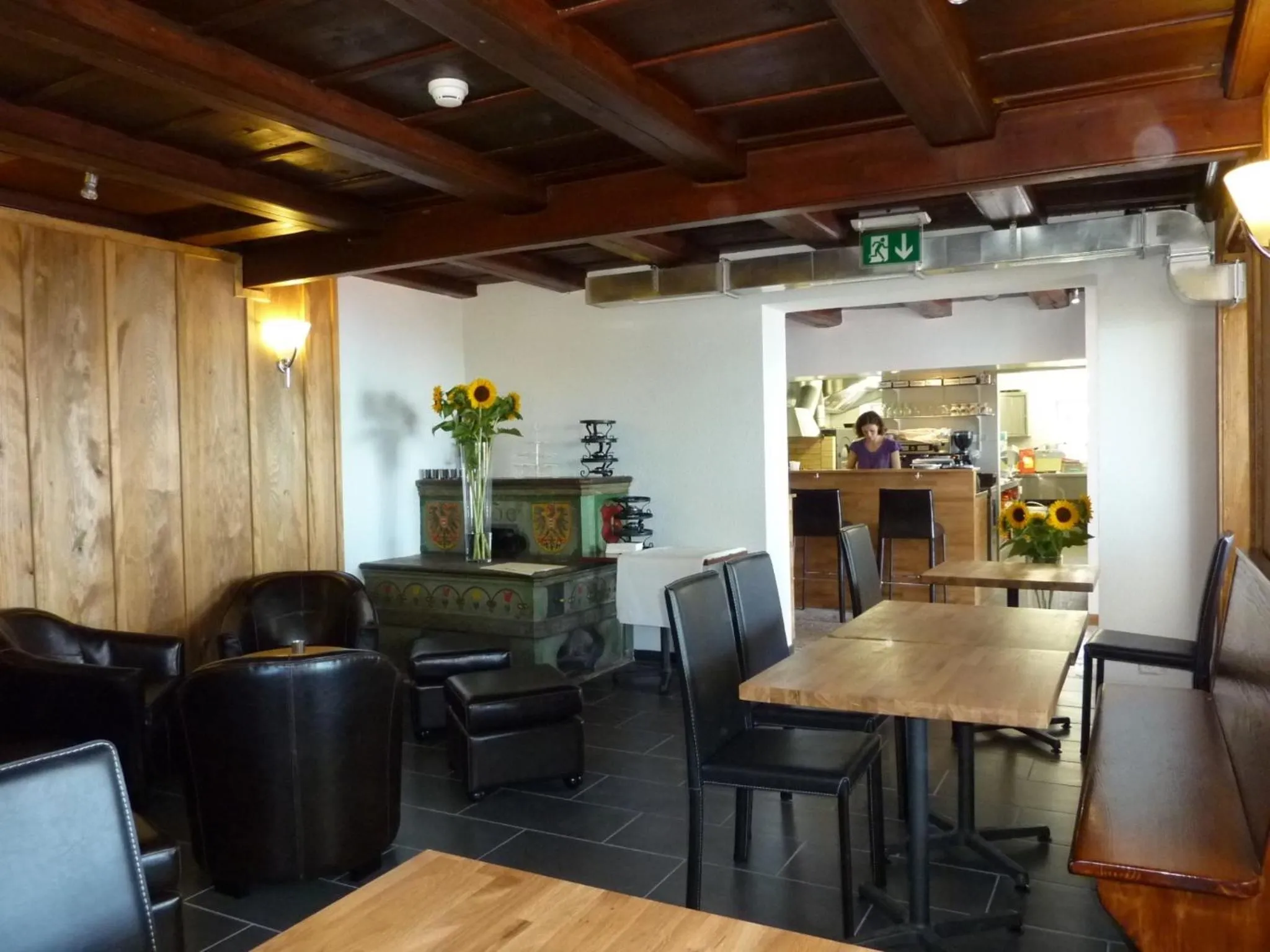 Restaurant/places to eat in Petit Hôtel de Chaumont