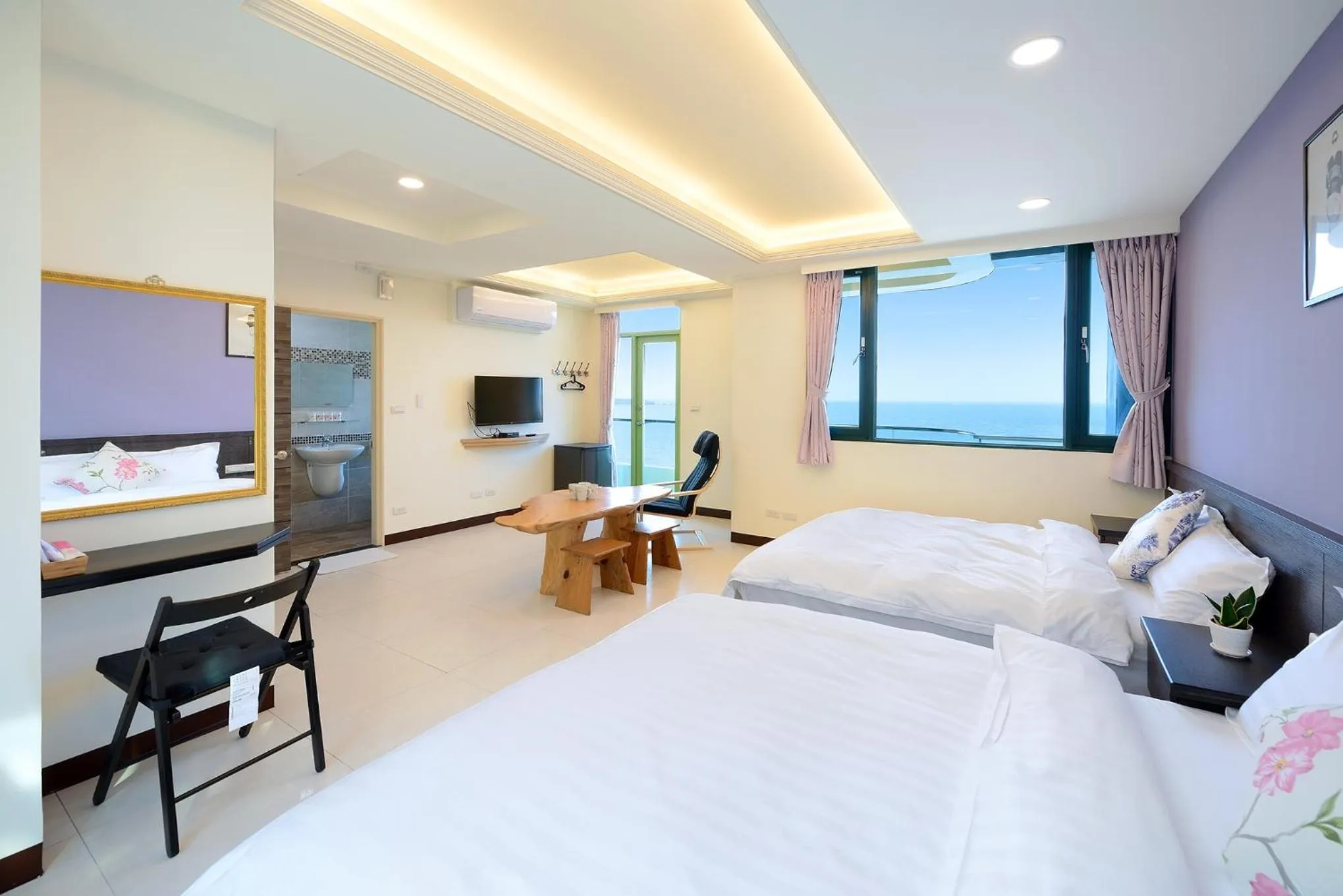 TV and multimedia, Bed in Fish Home 15