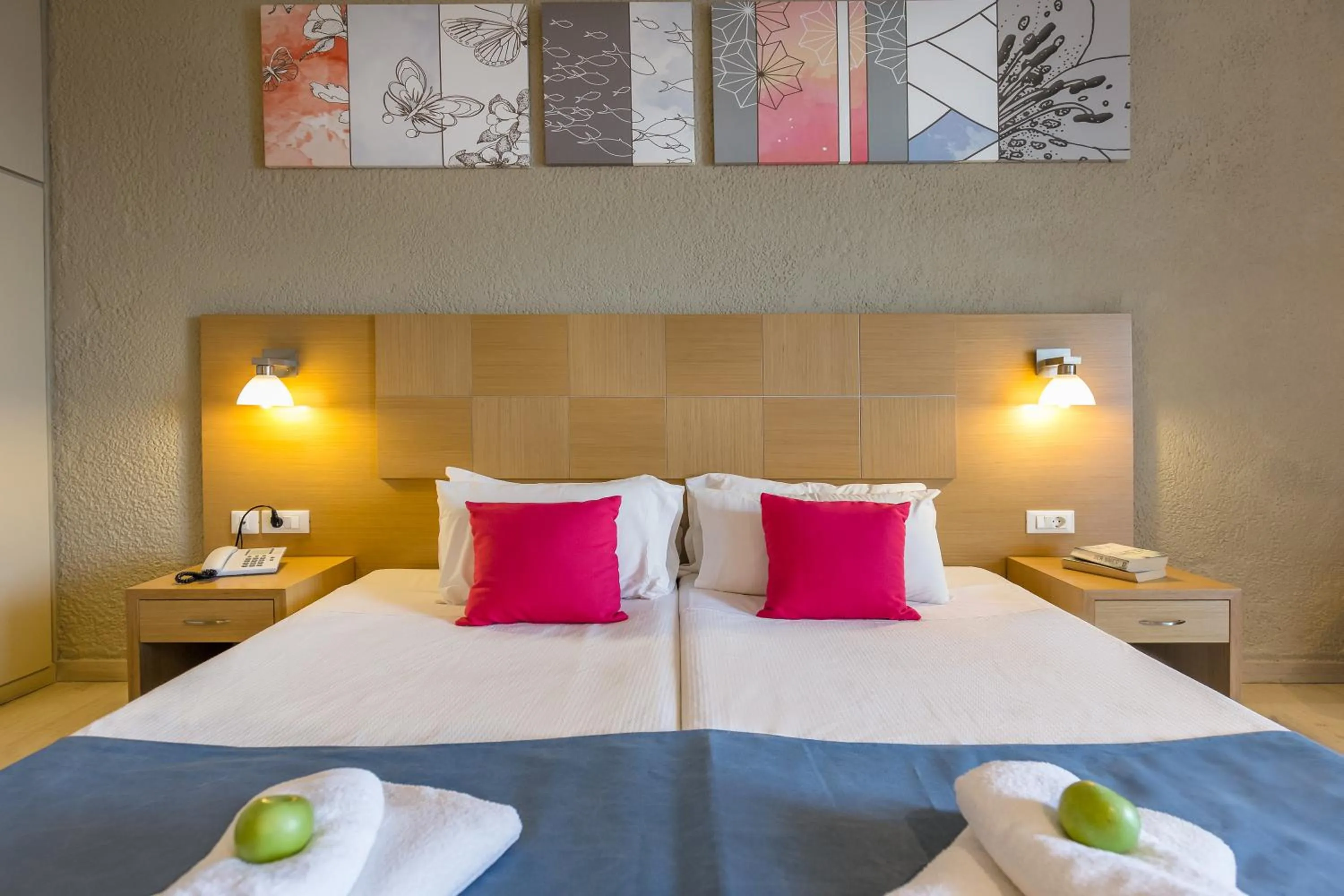 Photo of the whole room, Bed in Hotel Albatros