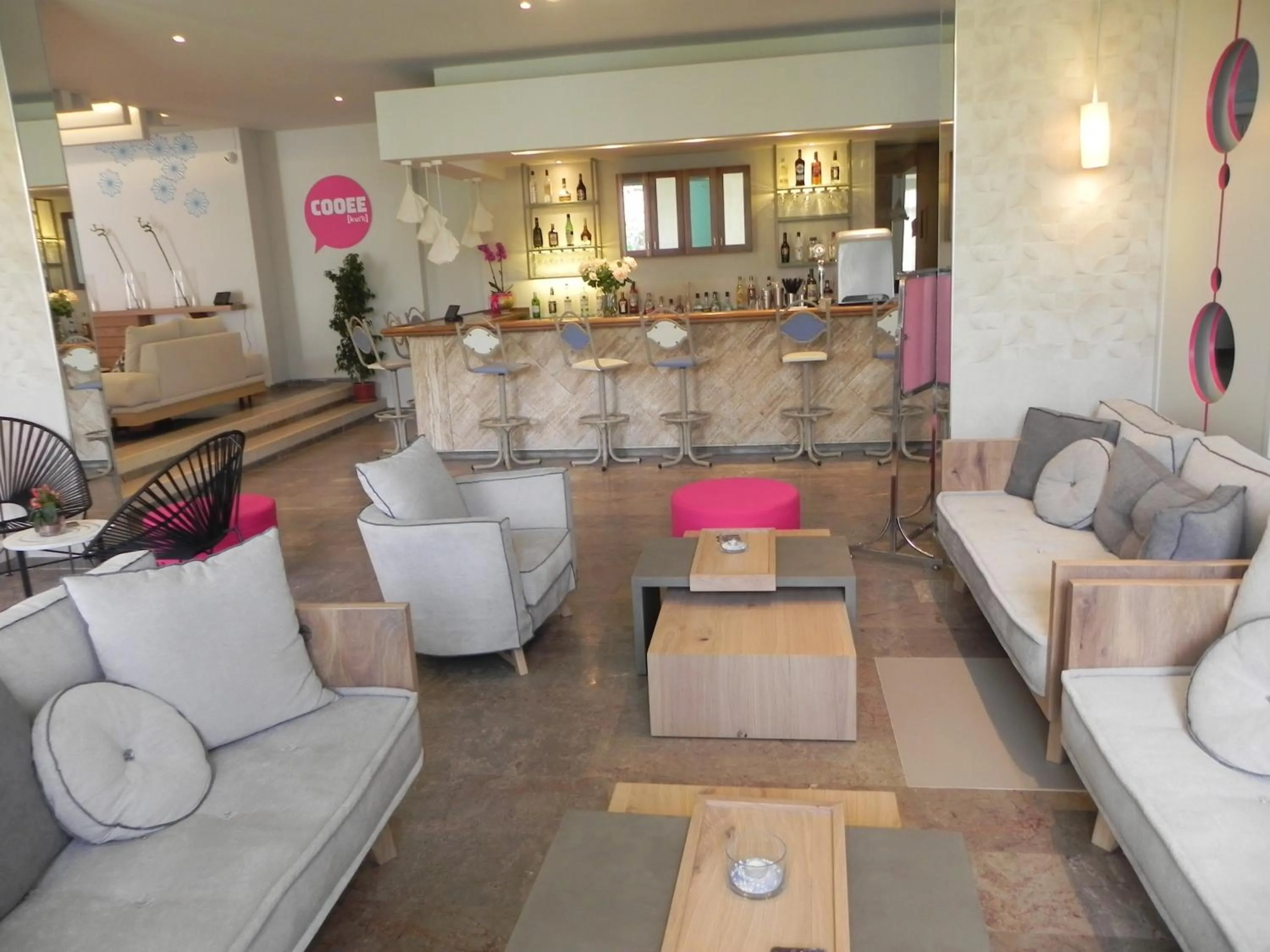 Property logo or sign in Hotel Albatros