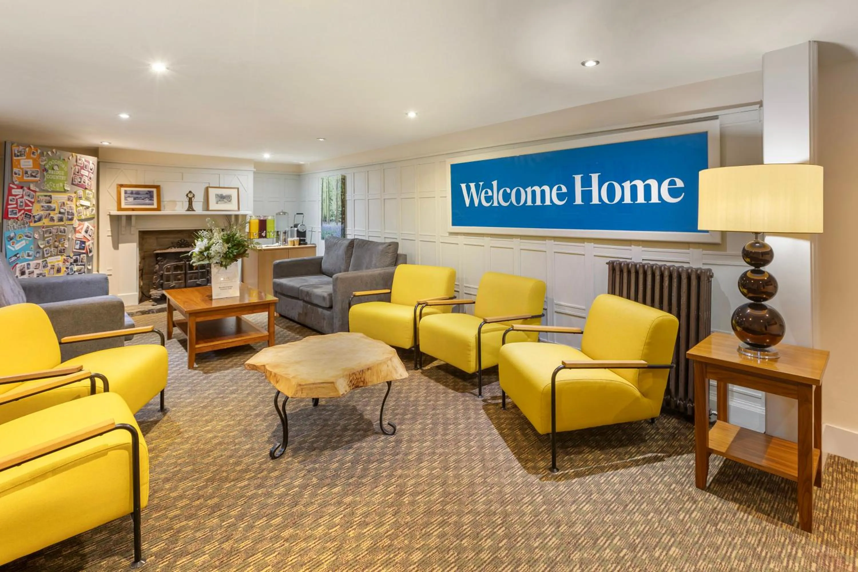 Lounge or bar in Woodford Bridge Country Club