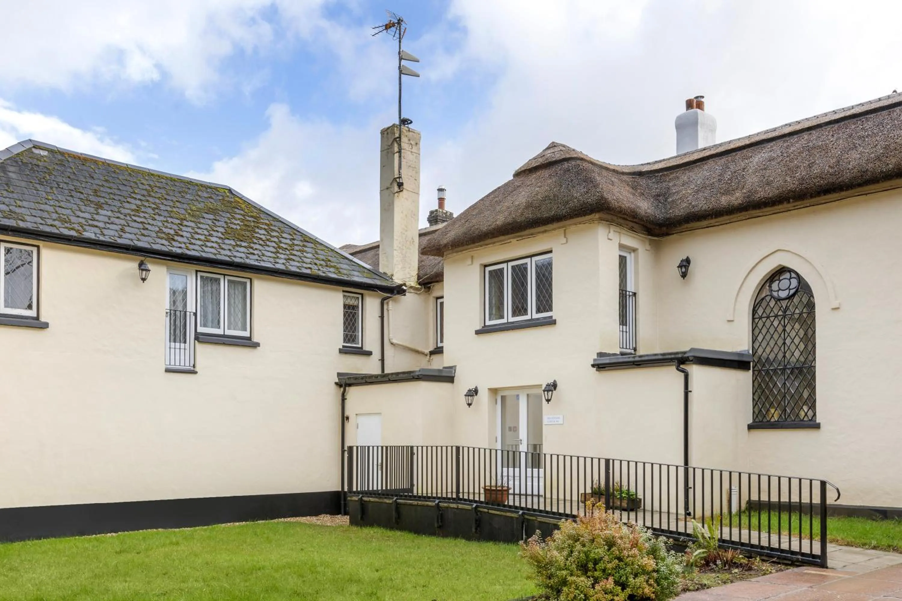 Garden view in Woodford Bridge Country Club