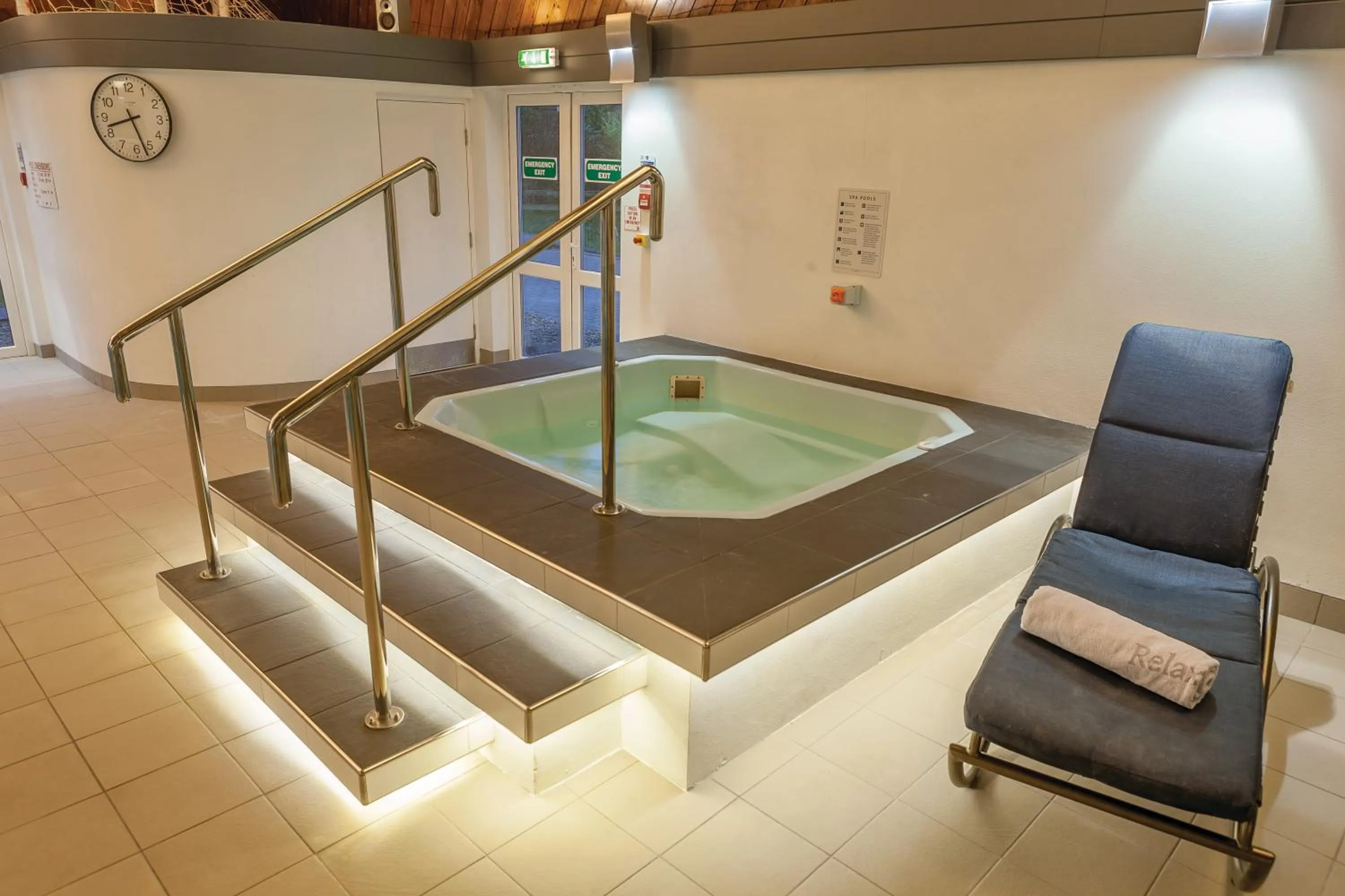 Hot Tub in Woodford Bridge Country Club