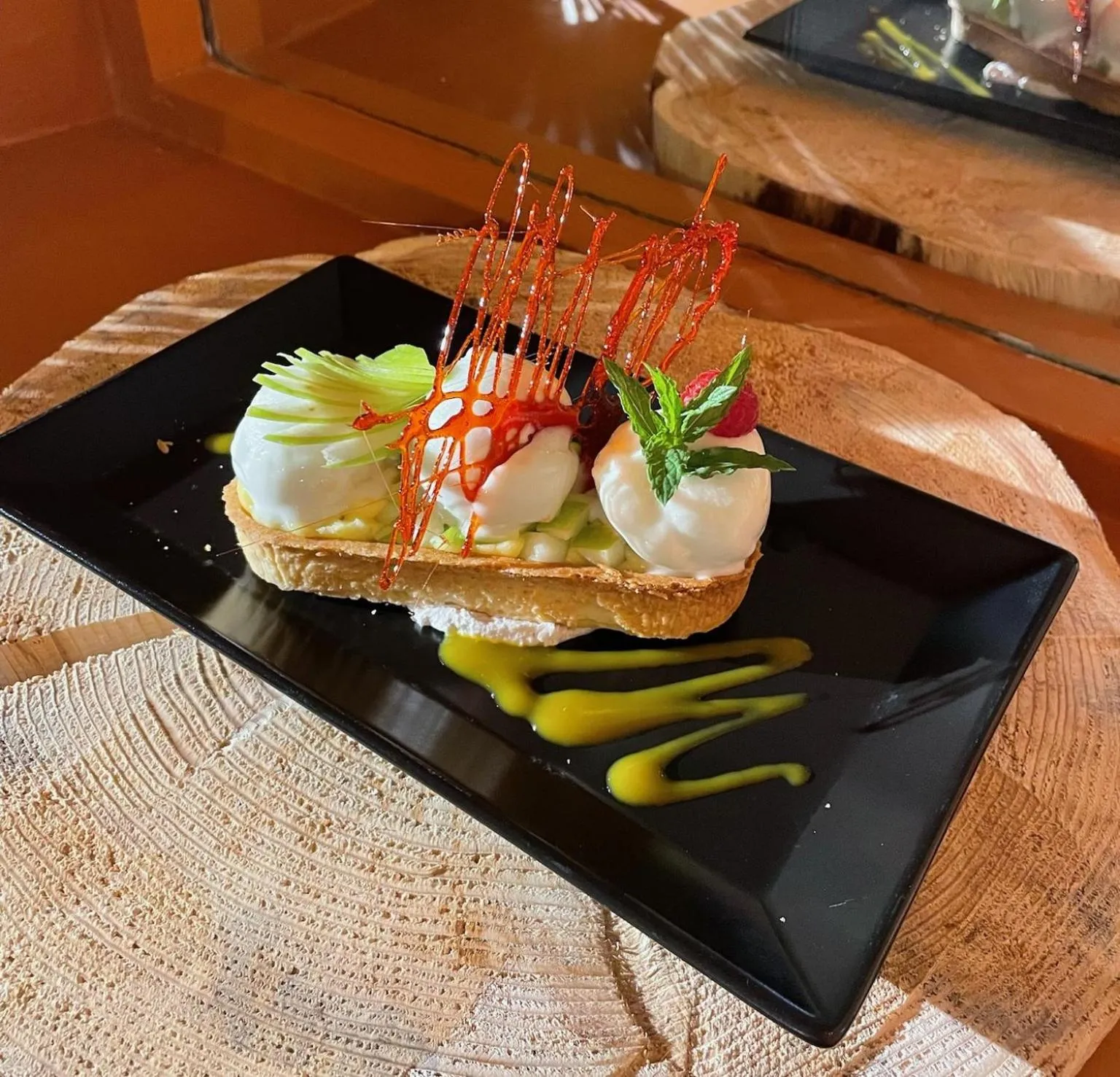 Restaurant/places to eat in Logis Hôtels - Hôtel Restaurant Domaine Les Falaises