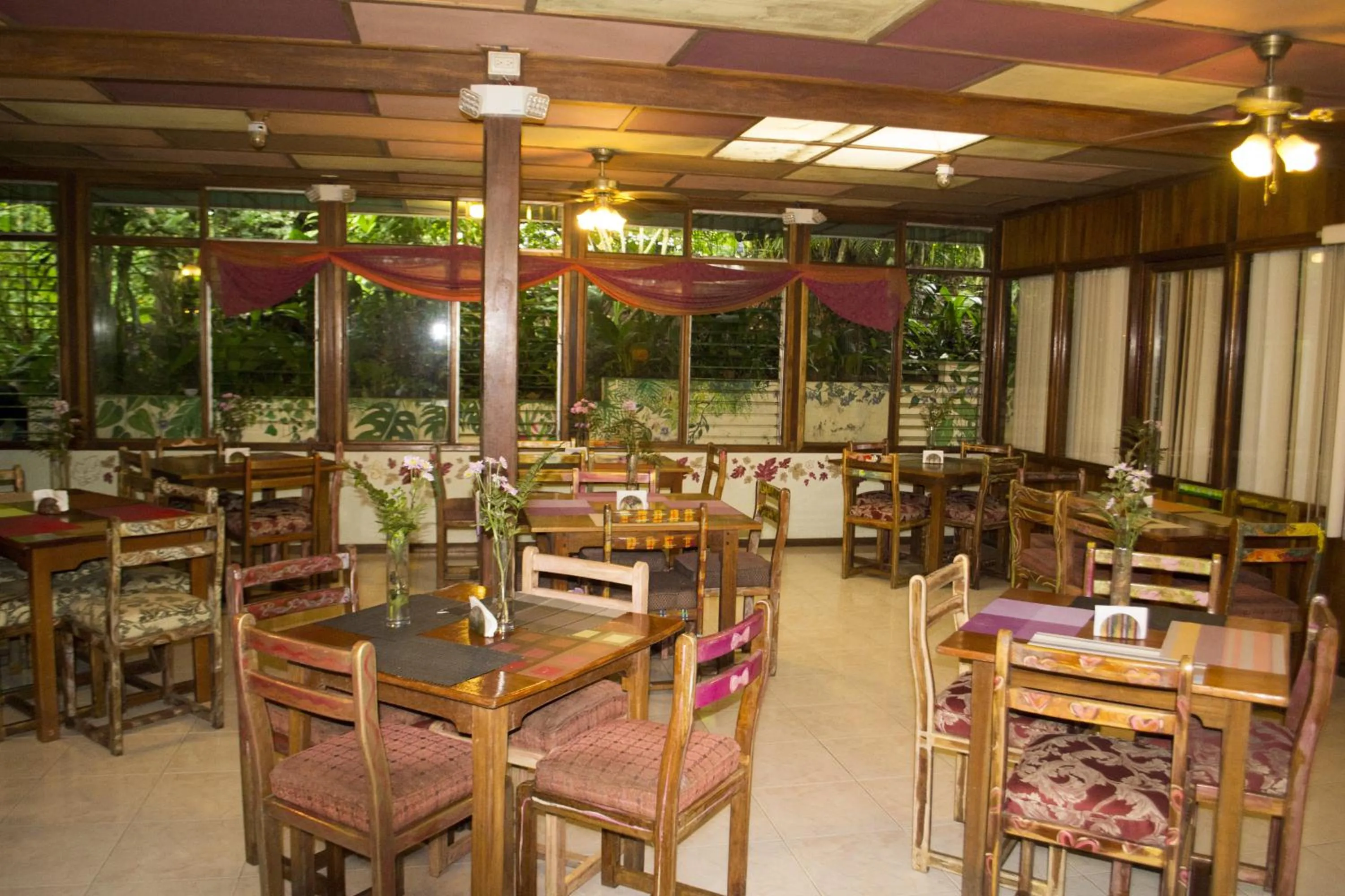 Restaurant/places to eat in Lands in Love Hotel and Resort