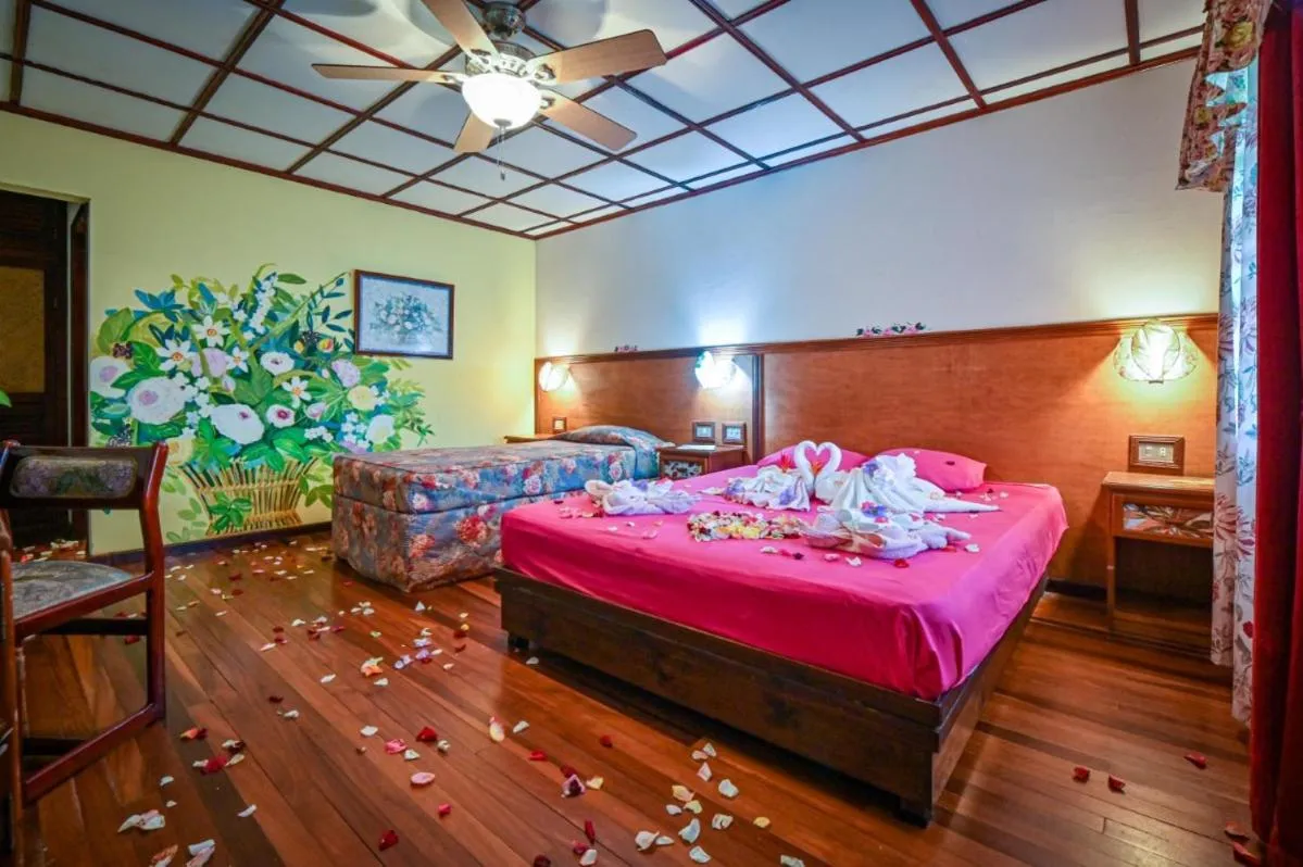 Bedroom, Bed in Lands in Love Hotel and Resort