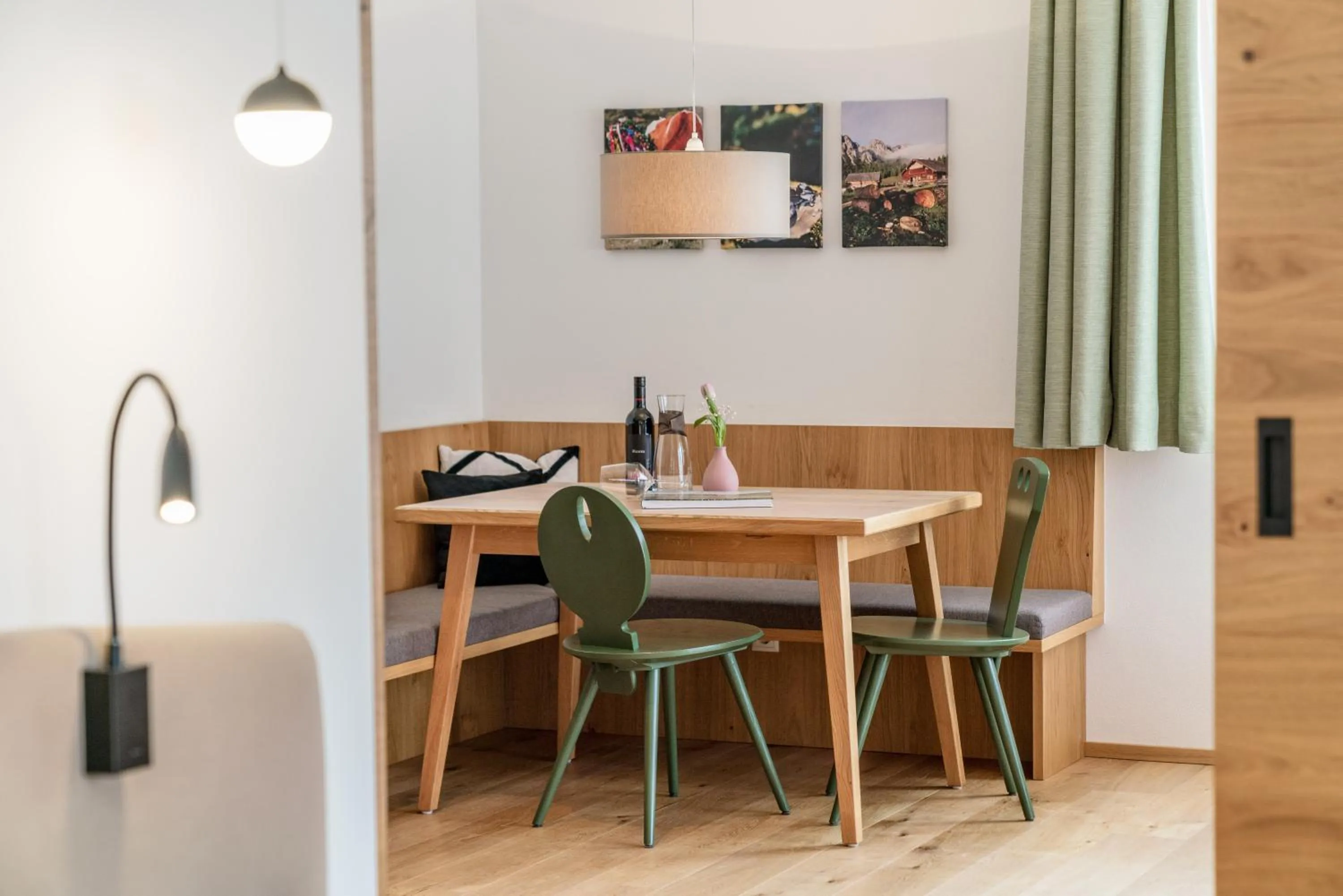 Seating area in Aparthotel Ursprung