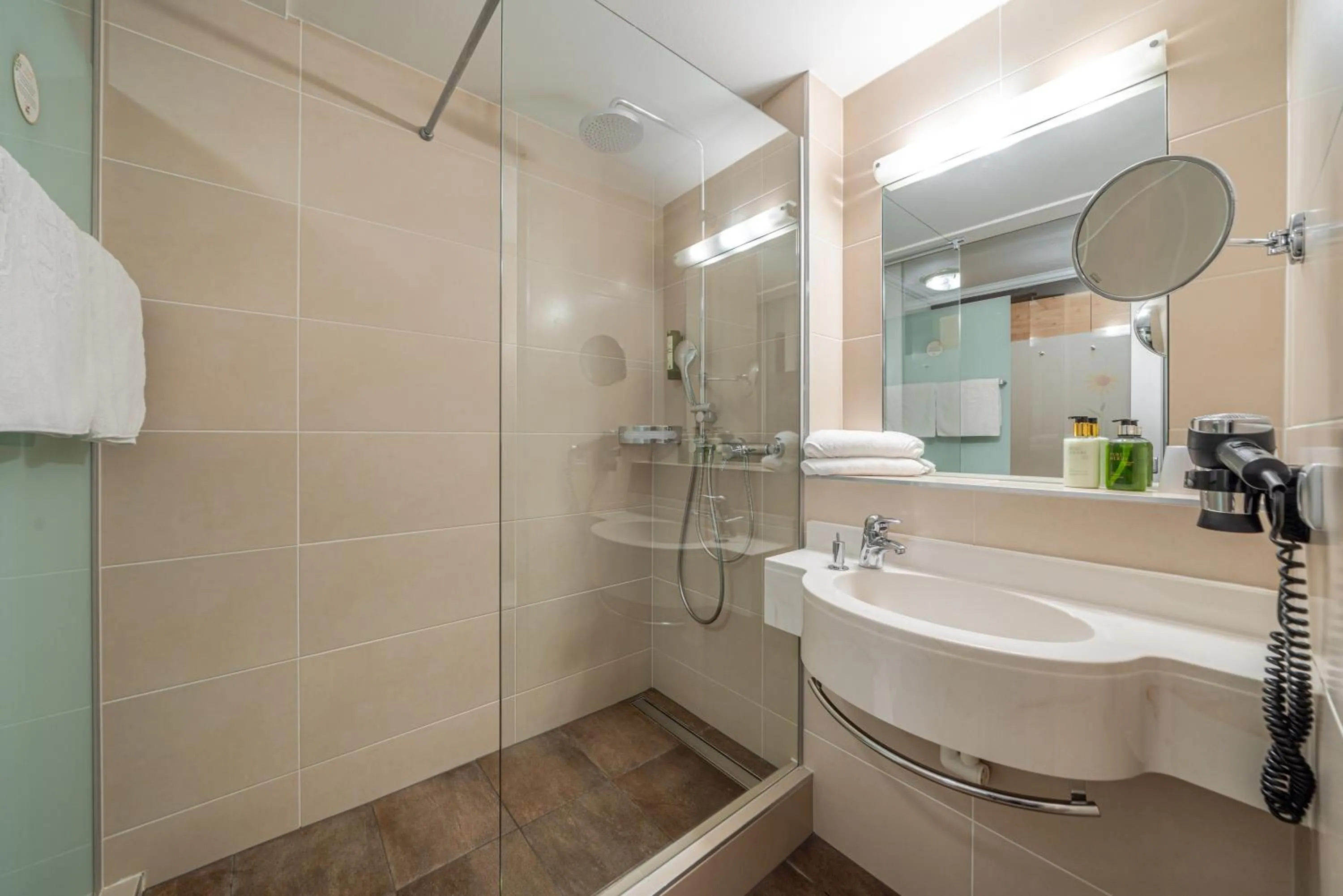 Bathroom in Hotel Tyrol am Haldensee