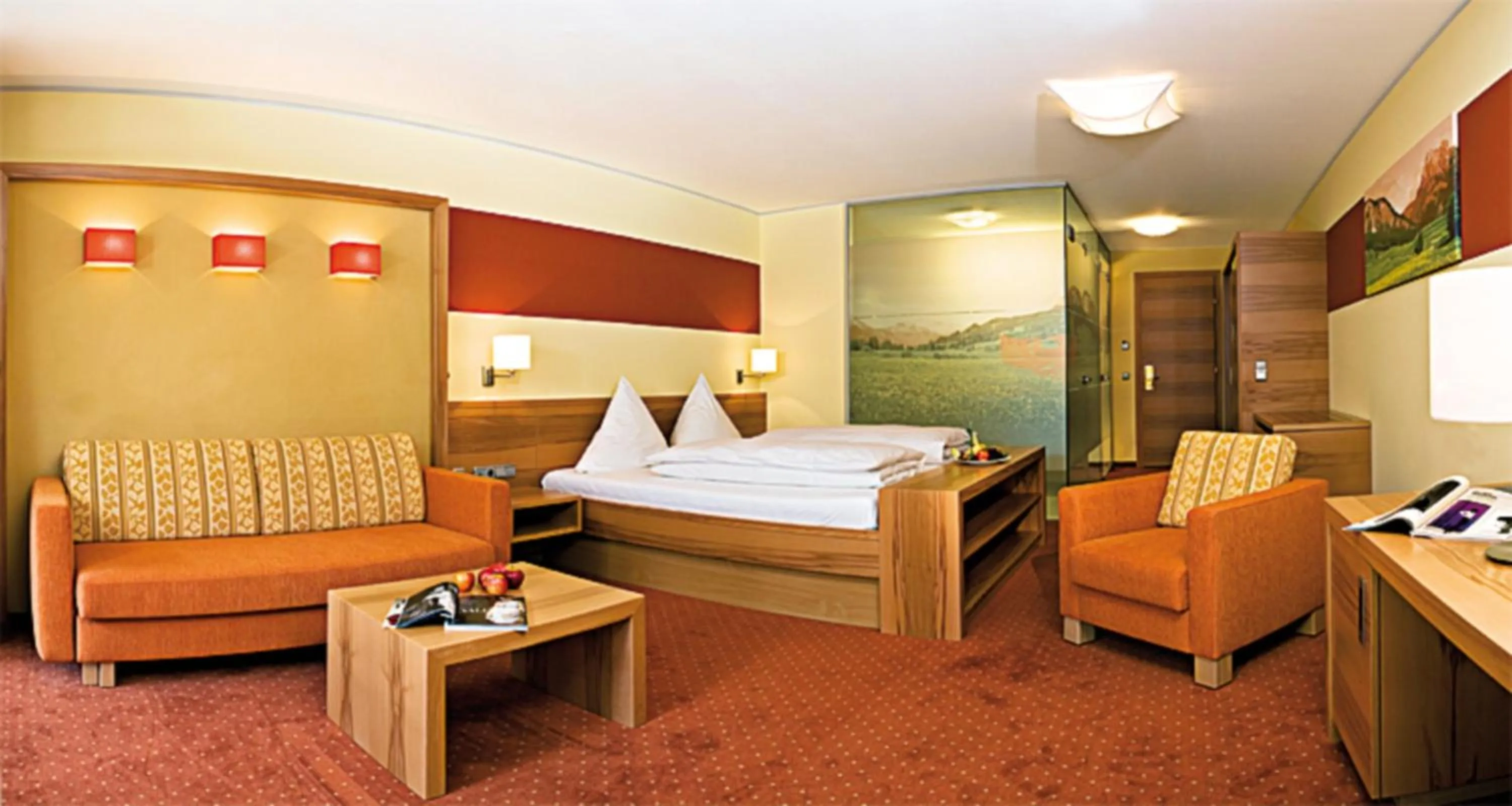 Bedroom, Bed in Hotel Tyrol am Haldensee