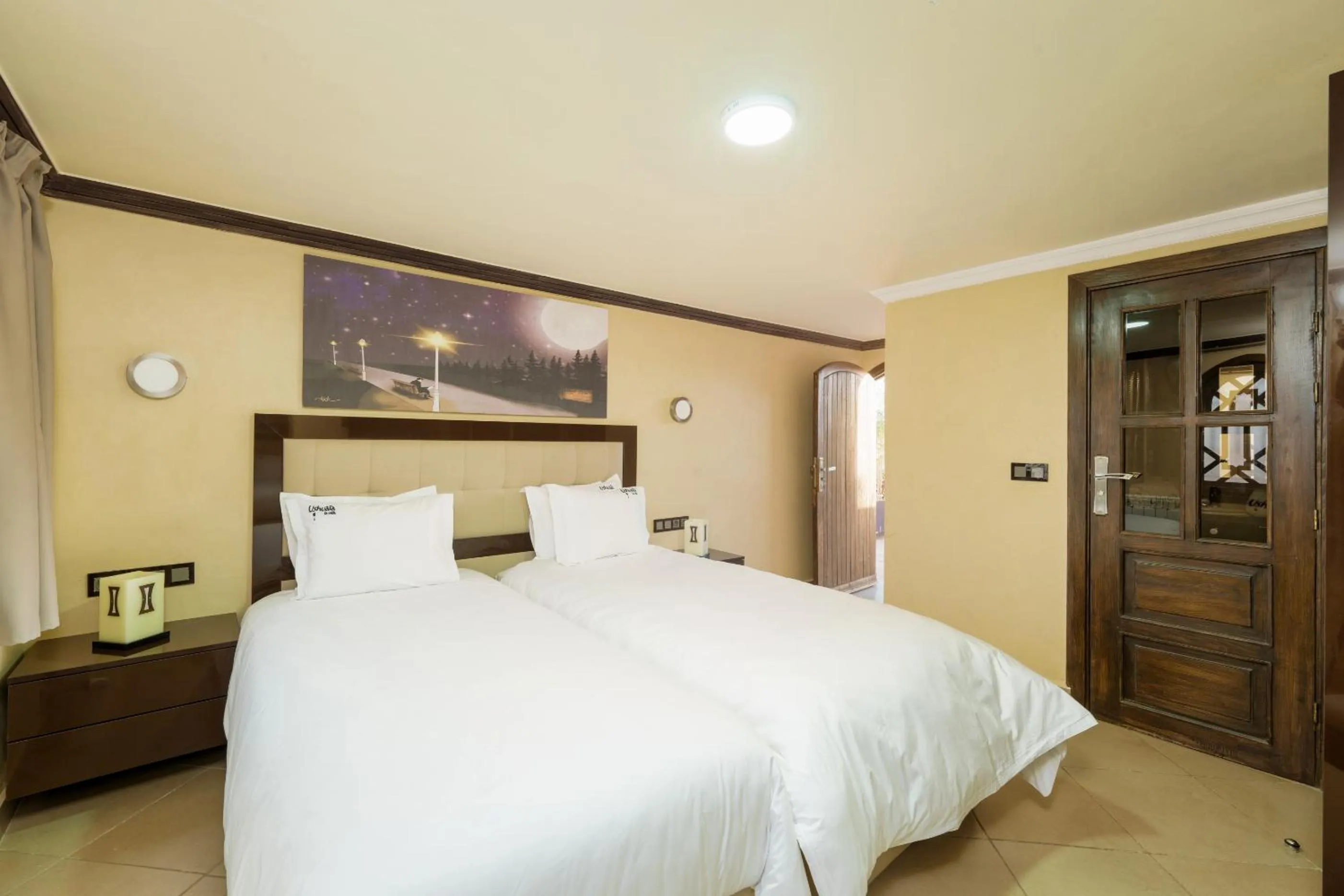 Bed in Riad Ushuaia - Centre Marrakech