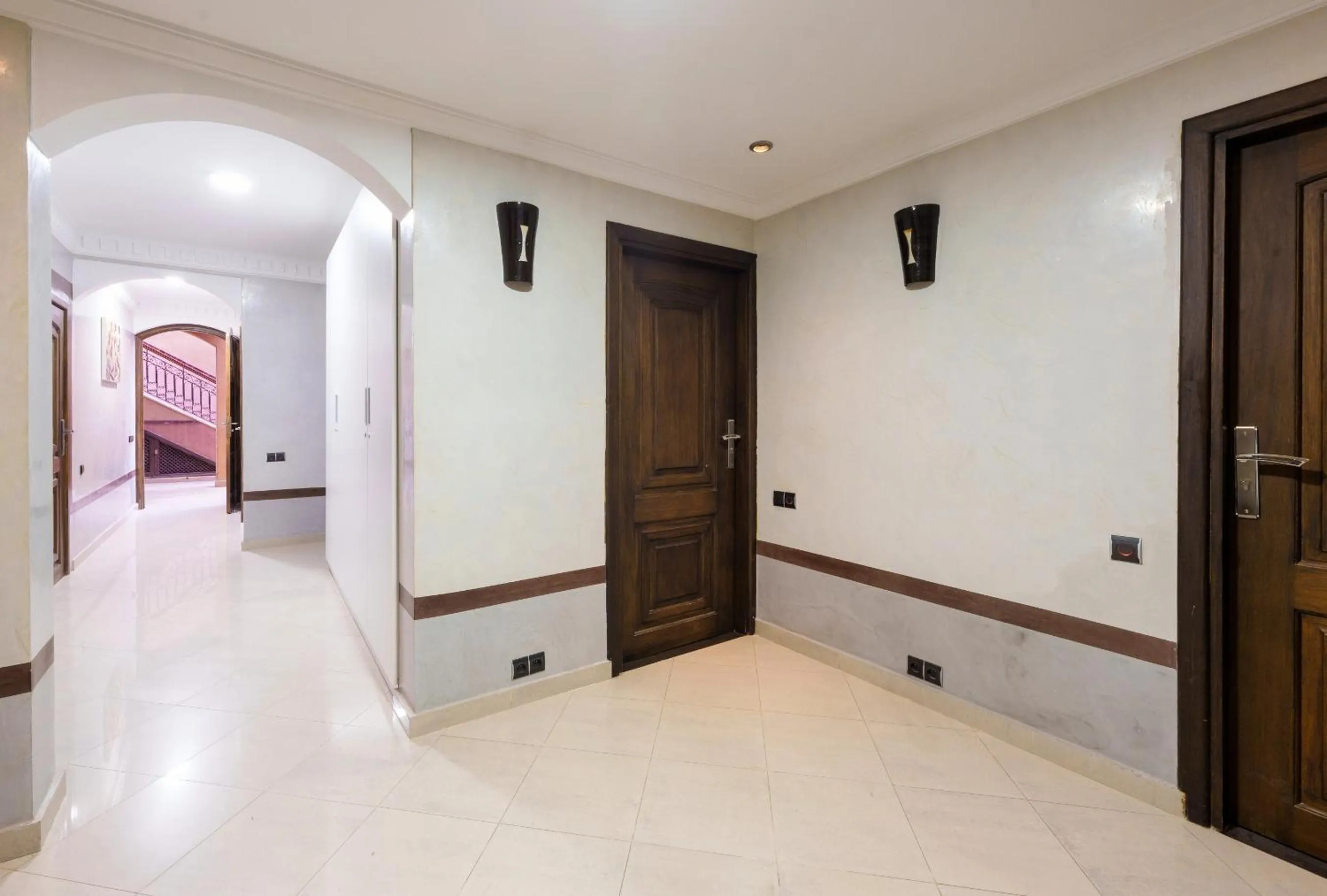 Patio, Bed in Riad Ushuaia - Centre Marrakech