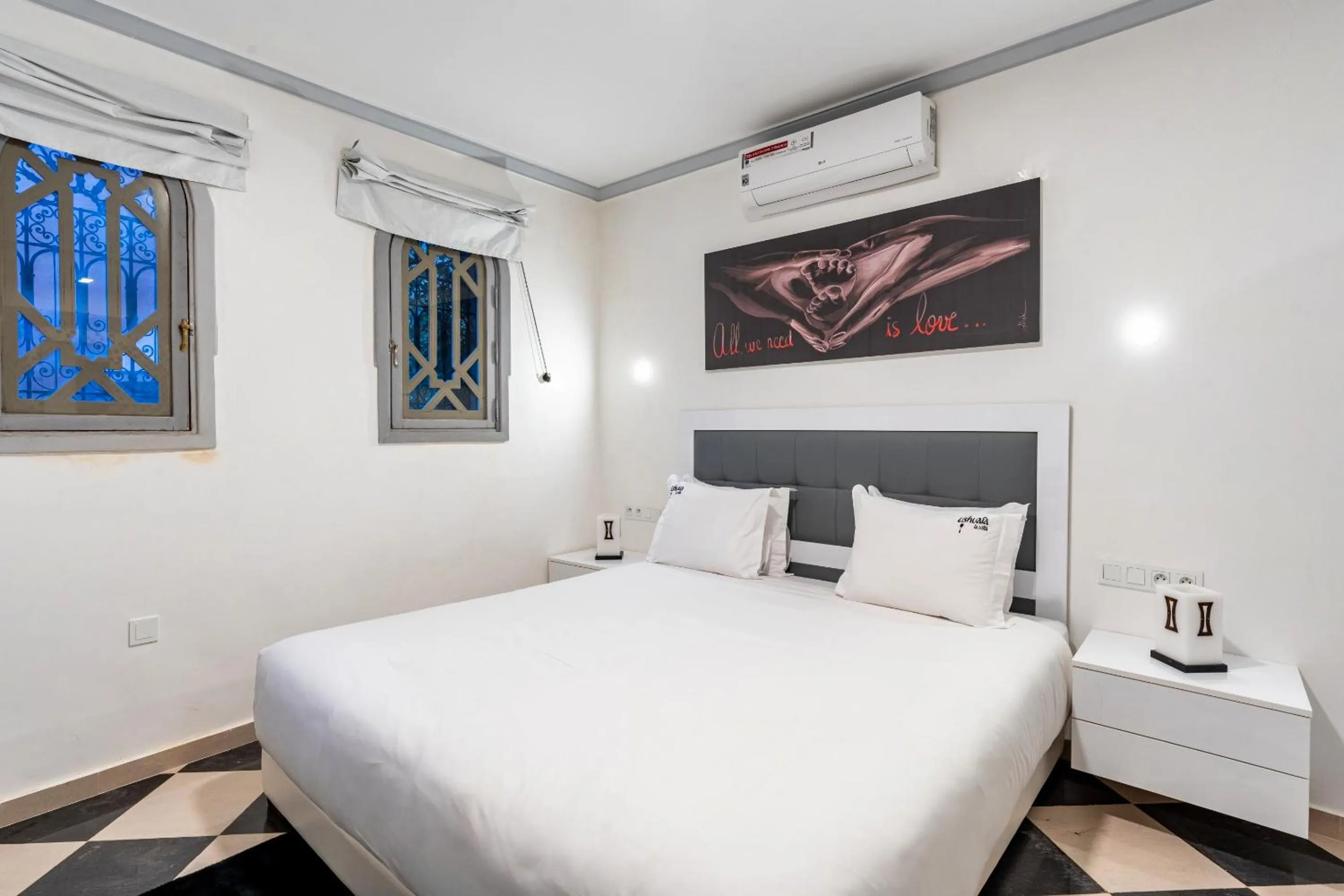 Bed in Riad Ushuaia - Centre Marrakech