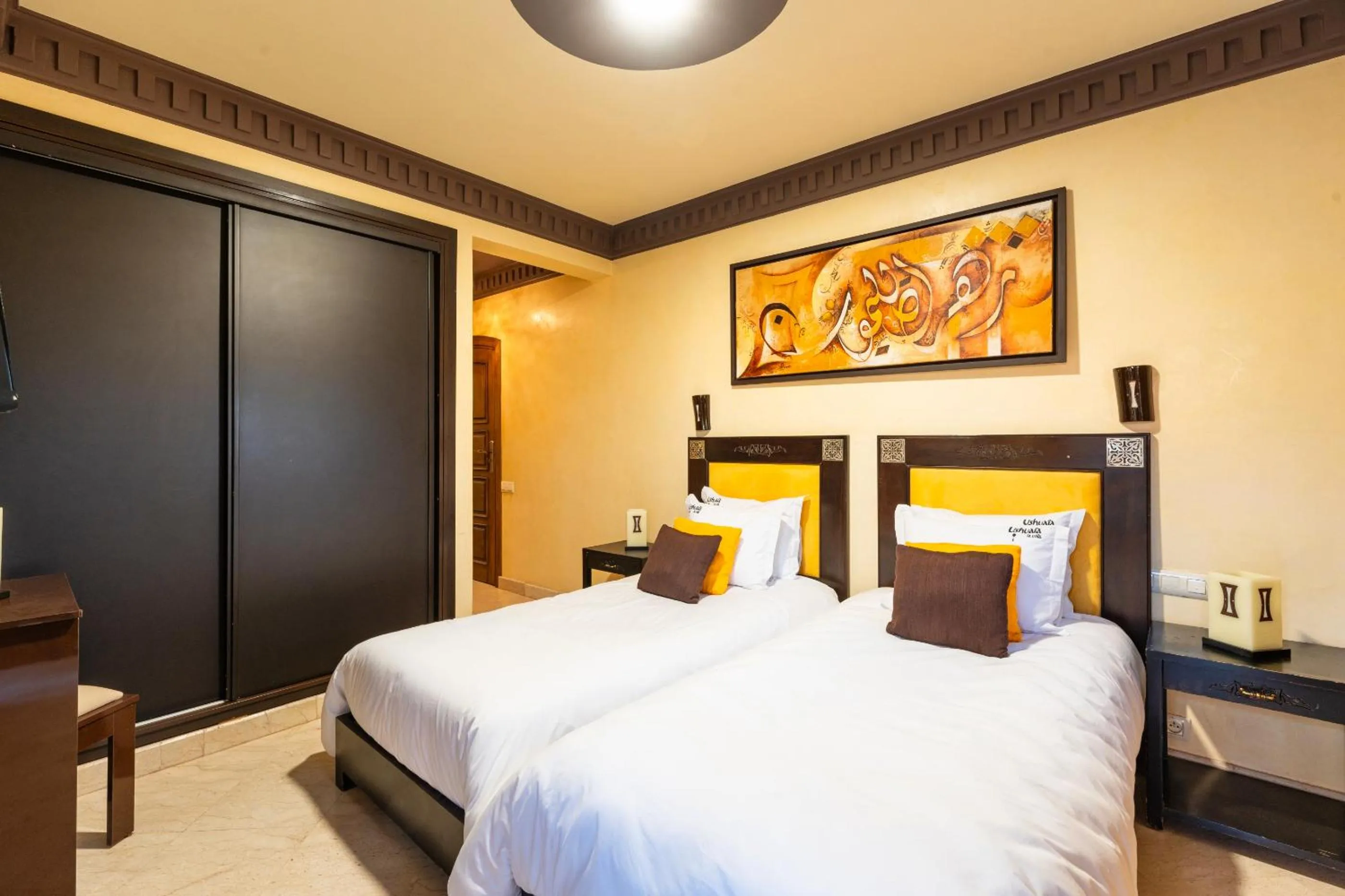 Bed in Riad Ushuaia - Centre Marrakech