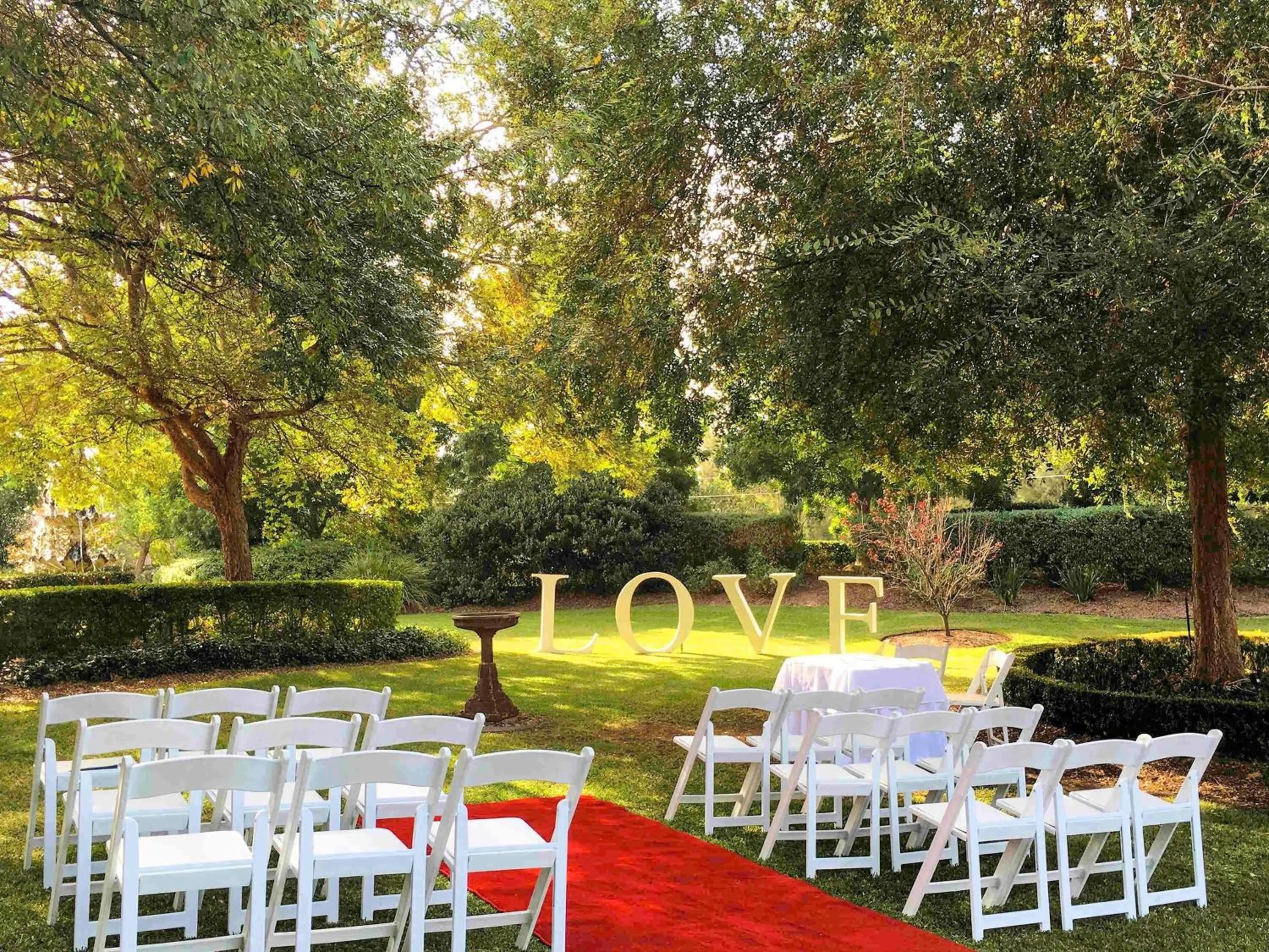 wedding in Mercure Hunter Valley Gardens