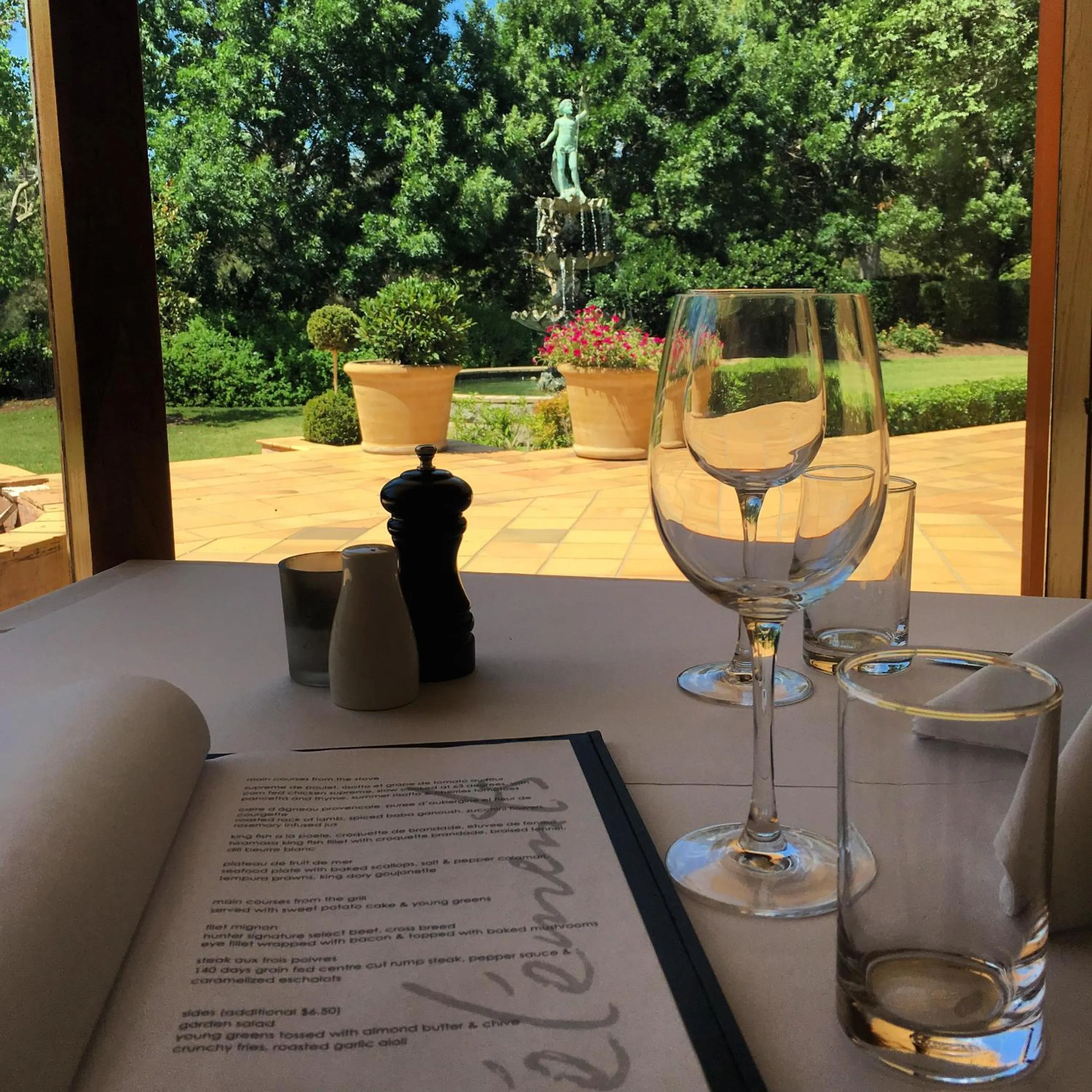 Restaurant/places to eat in Mercure Hunter Valley Gardens