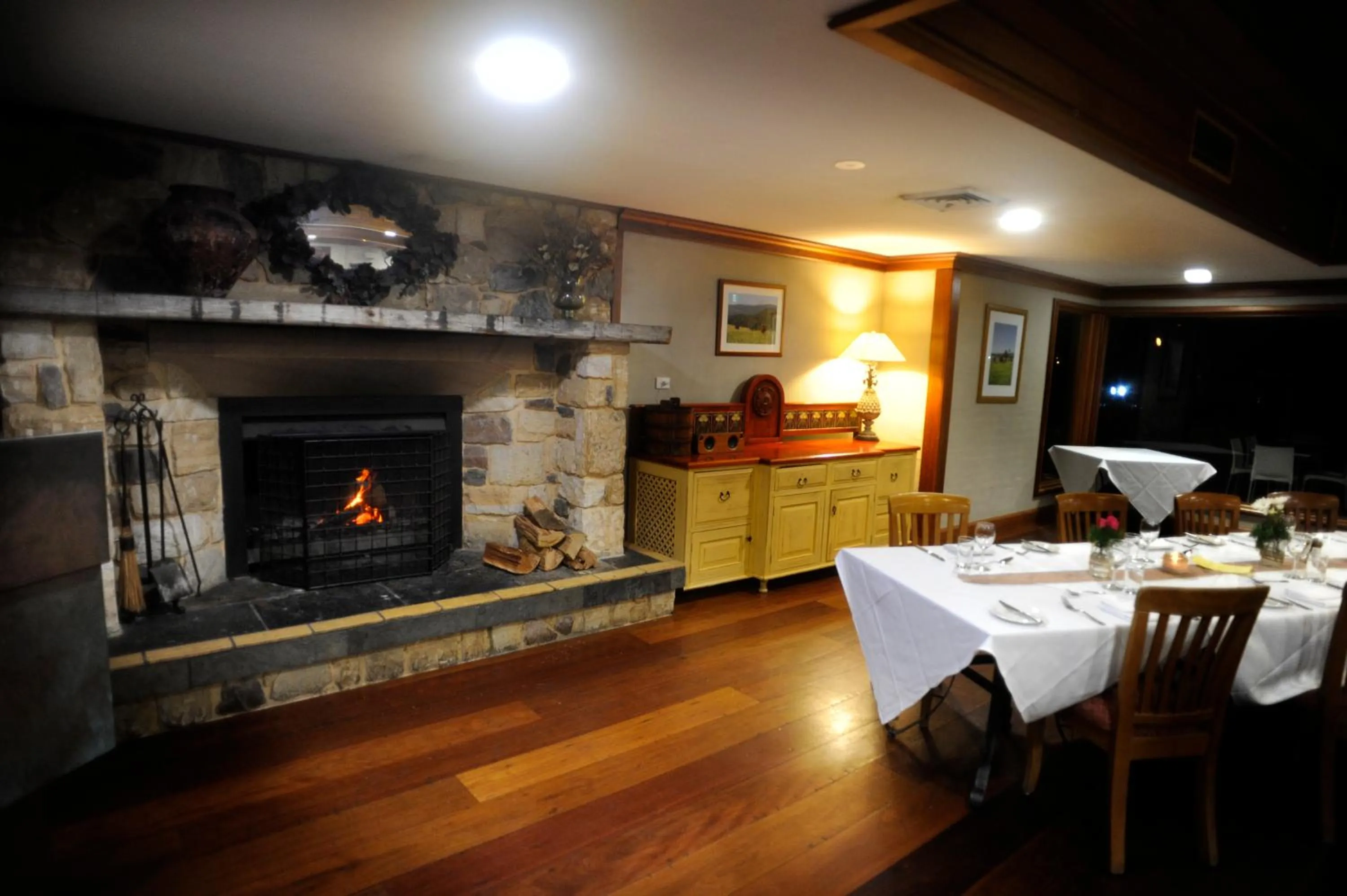 Restaurant/places to eat in Mercure Hunter Valley Gardens