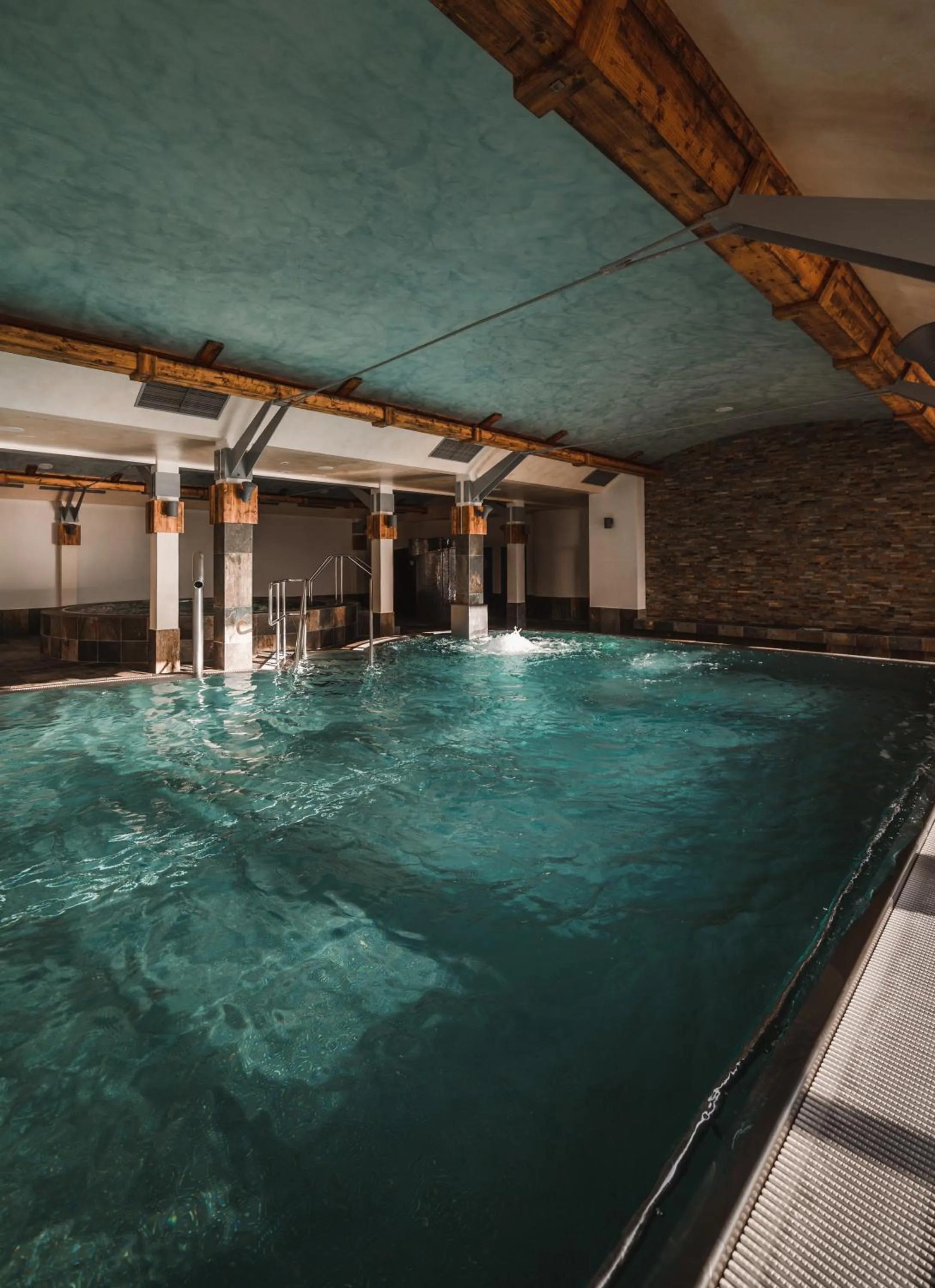 Swimming pool in Młyn Jacka Hotel & Spa