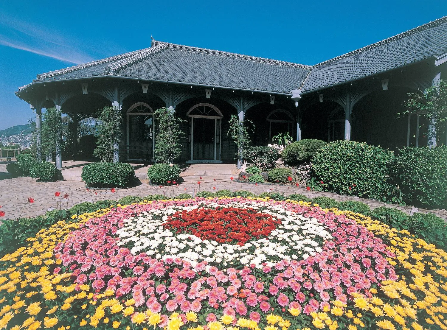 Nearby landmark in Nagasaki Bus Terminal Hotel