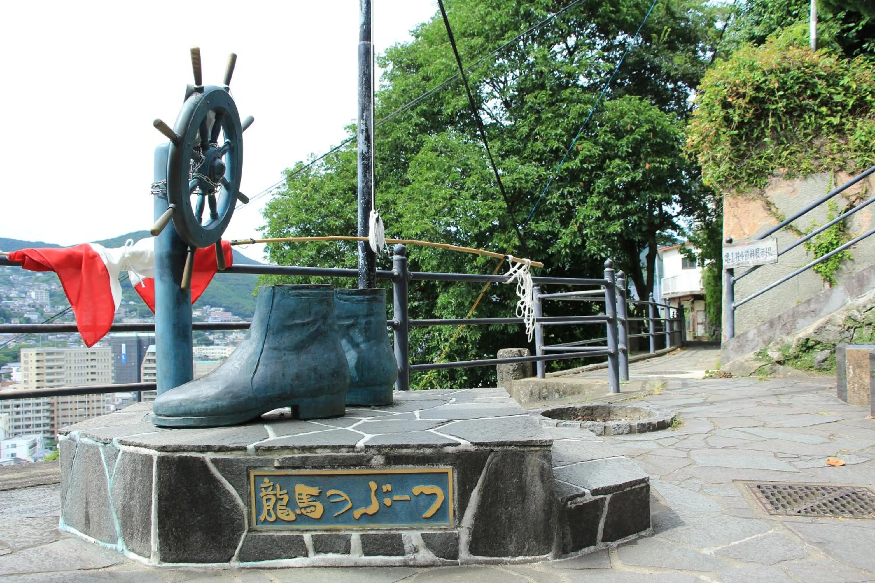 Nearby landmark in Nagasaki Bus Terminal Hotel