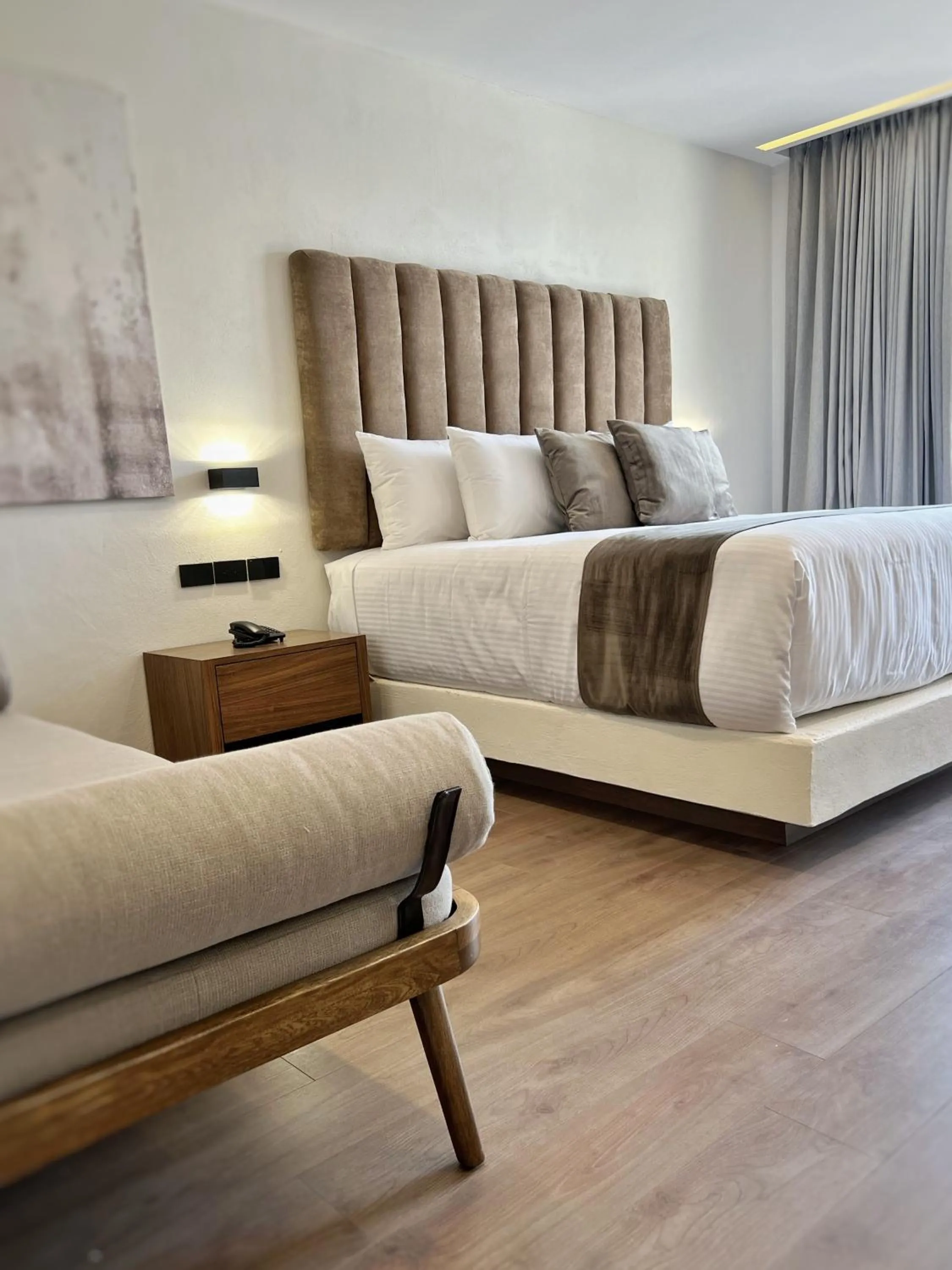 Photo of the whole room, Bed in Meson del Valle