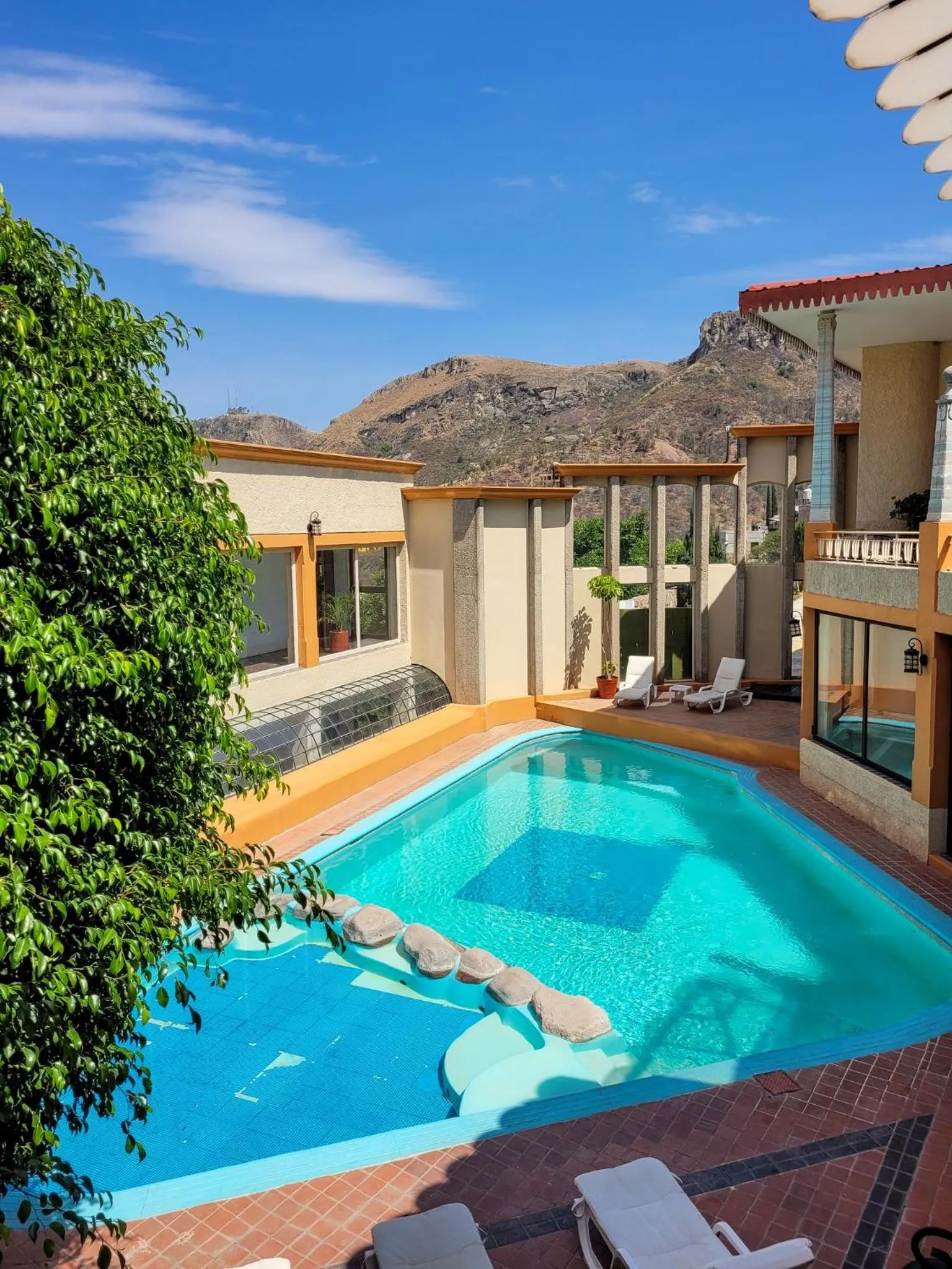 Natural landscape in Hotel Paseo de la Presa