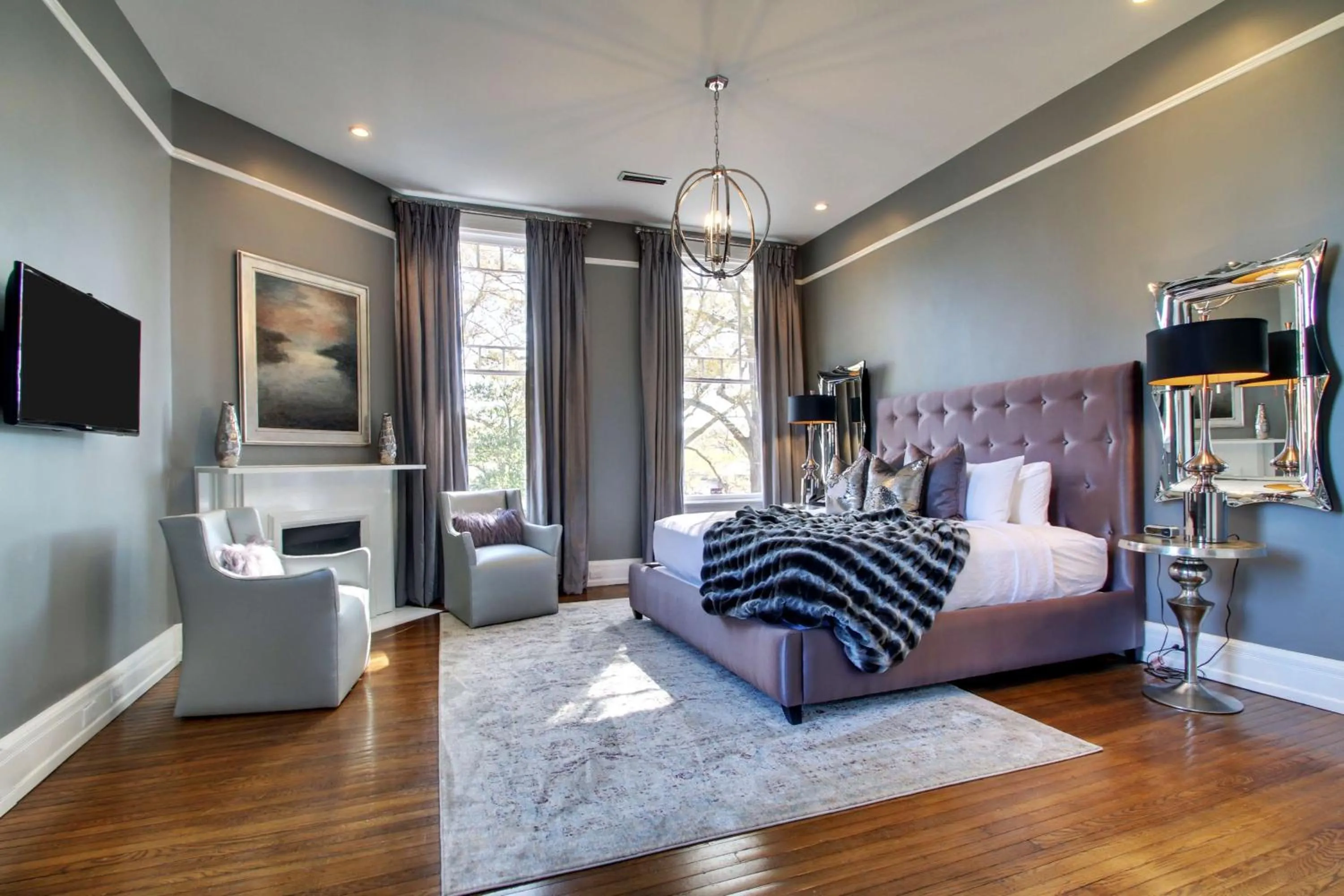 Photo of the whole room in Hotel Finial BW Premier Collection Oxford - Anniston