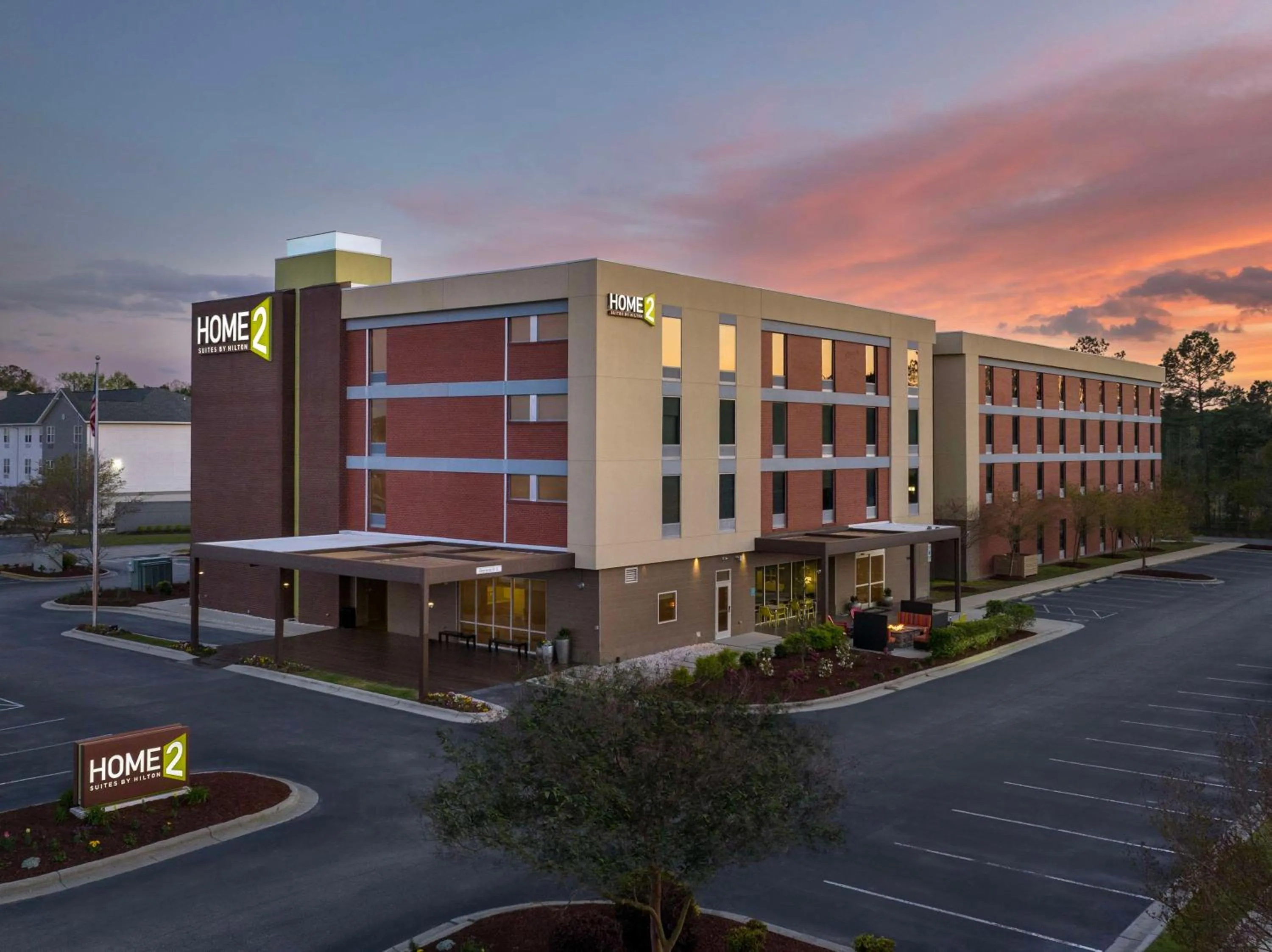 Property building in Home2 Suites by Hilton Jacksonville, NC