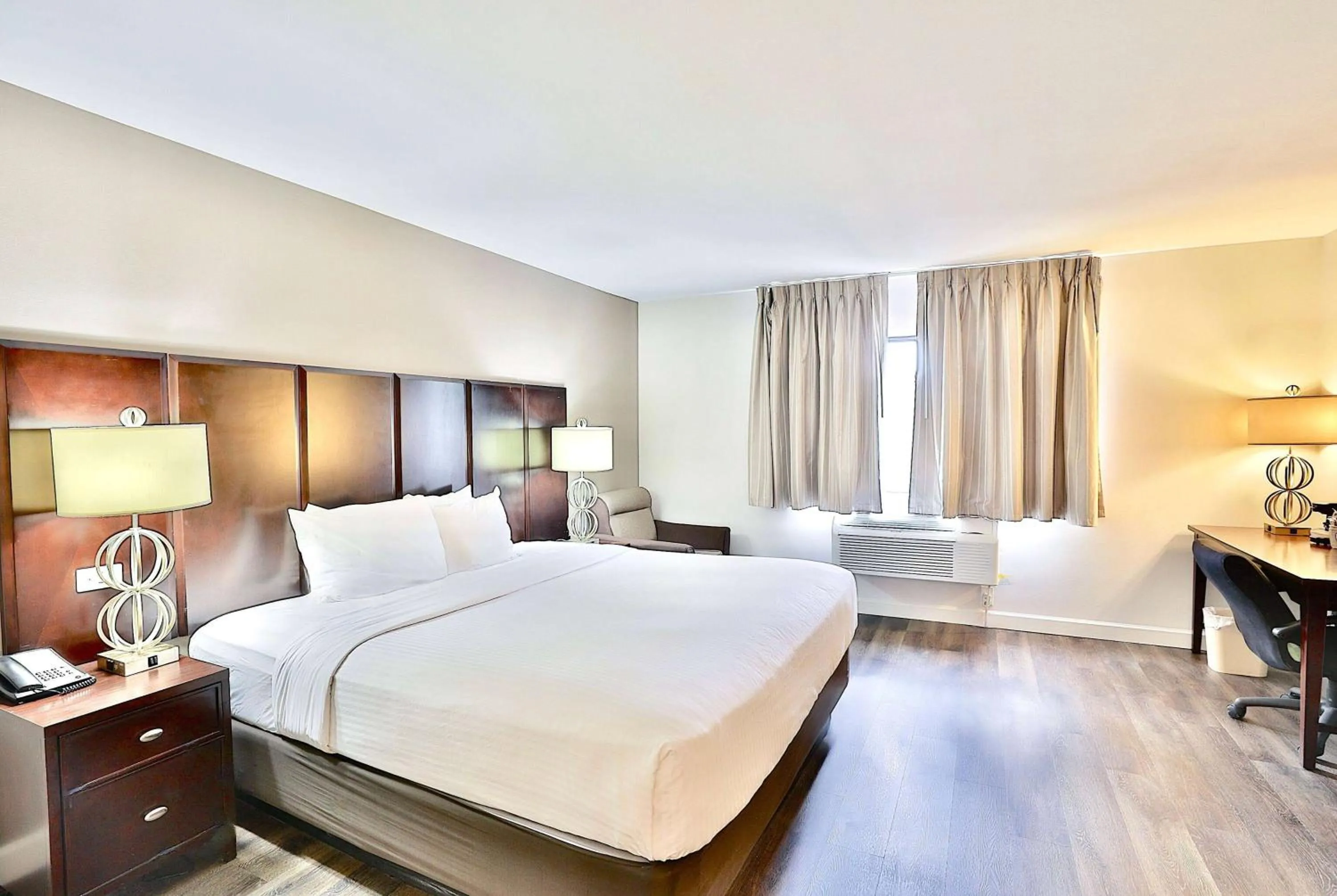 Photo of the whole room, Bed in Baymont by Wyndham Tucson Airport