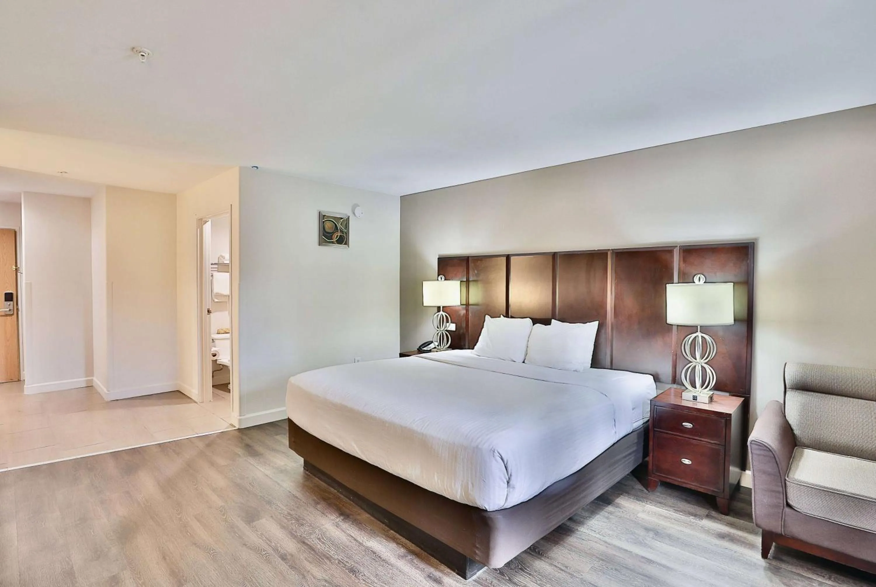 Photo of the whole room, Bed in Baymont by Wyndham Tucson Airport