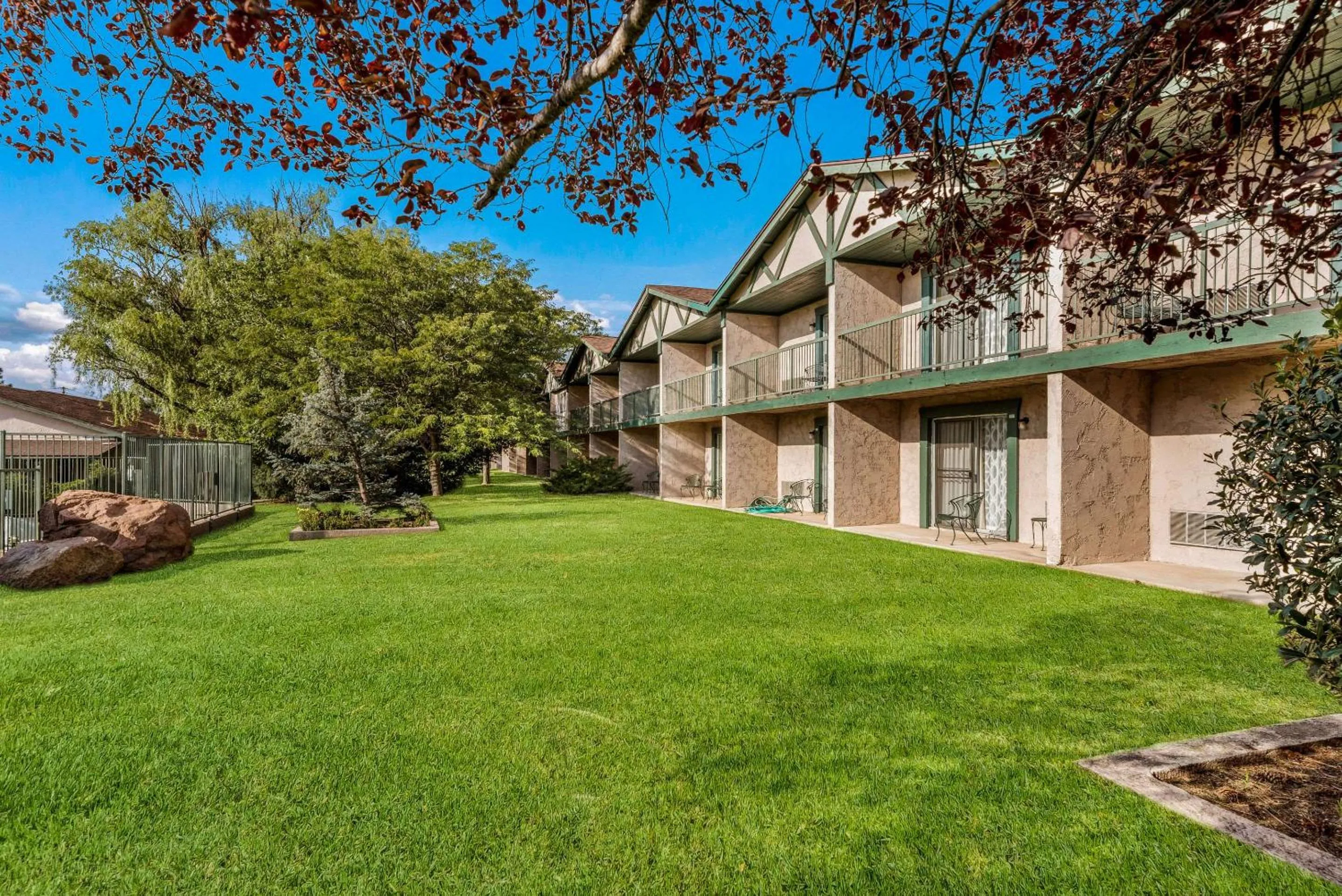 Property building in Quality Inn Payson