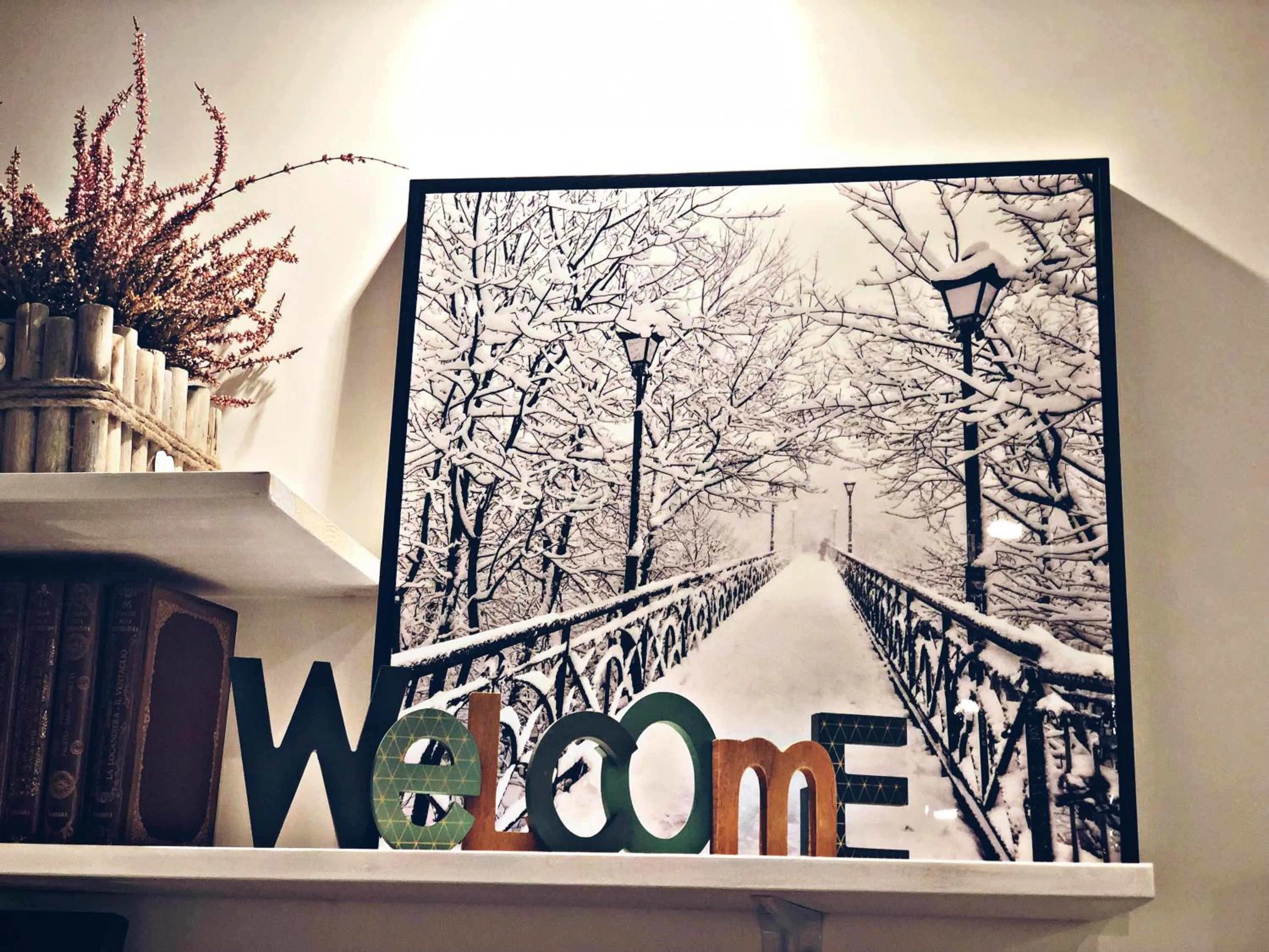 Communal lounge/ TV room in Il BorGhetto Guest House