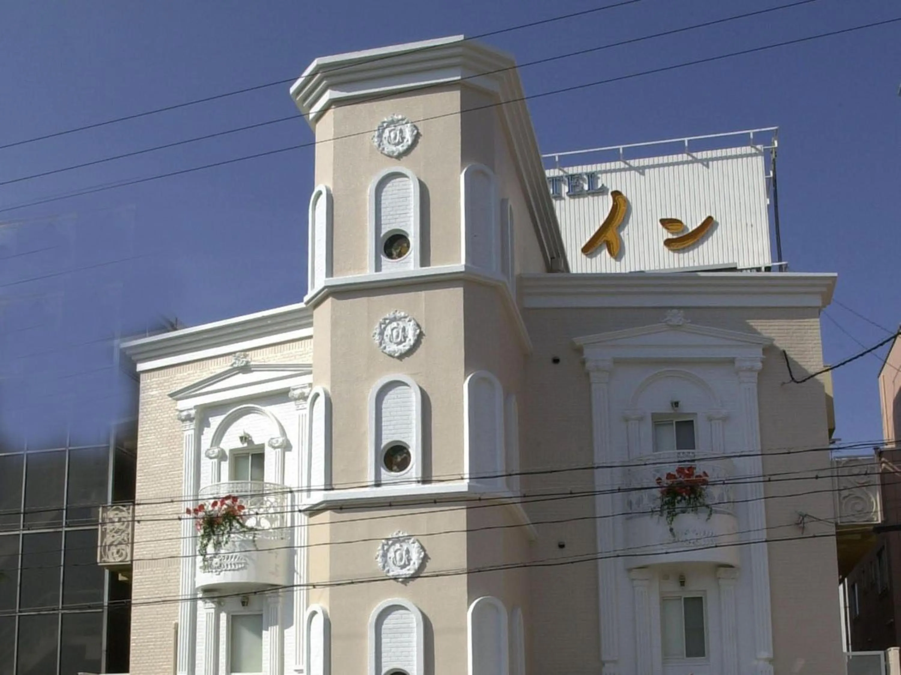 Property building in Hotel Fine Sakai