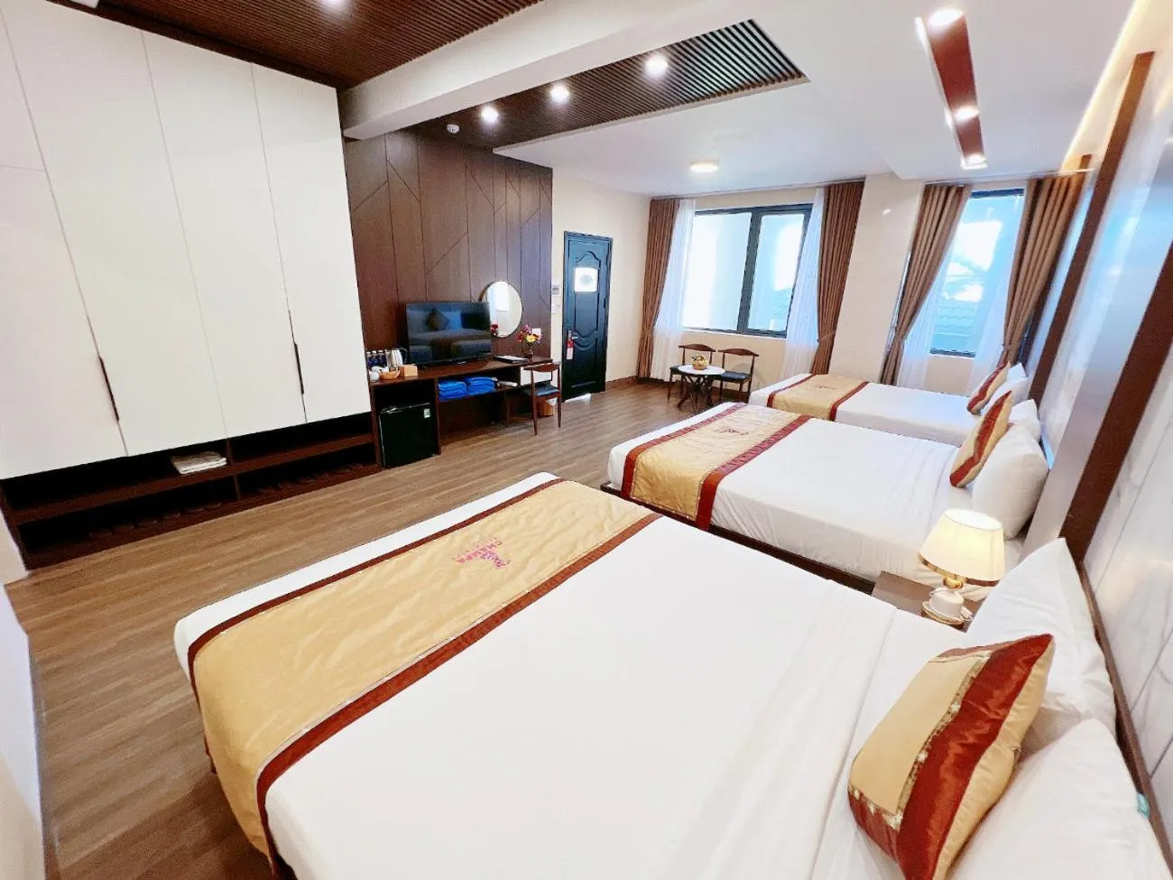 Bed in Champa Resort & Spa